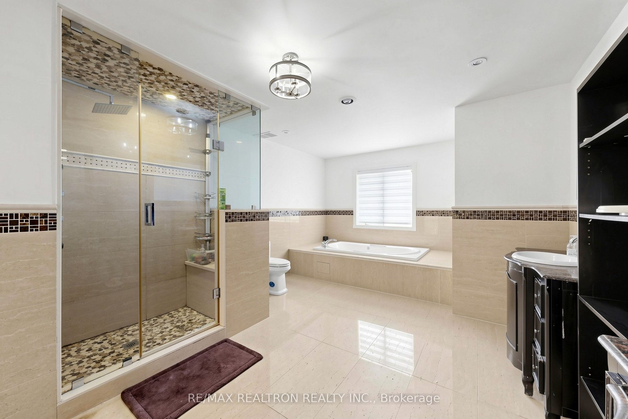 10 Bunting Court Property Photo 42