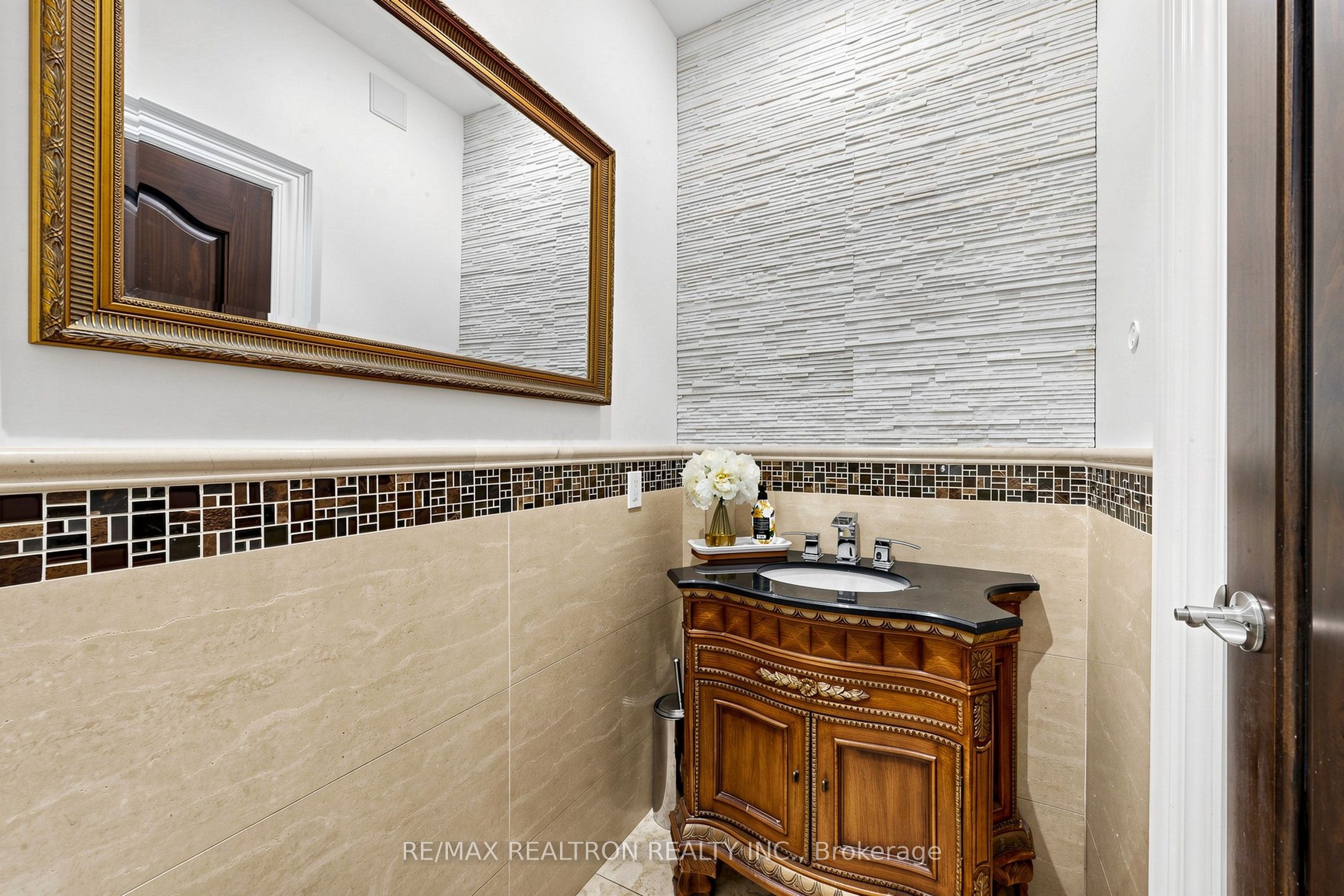 10 Bunting Court Property Photo 44