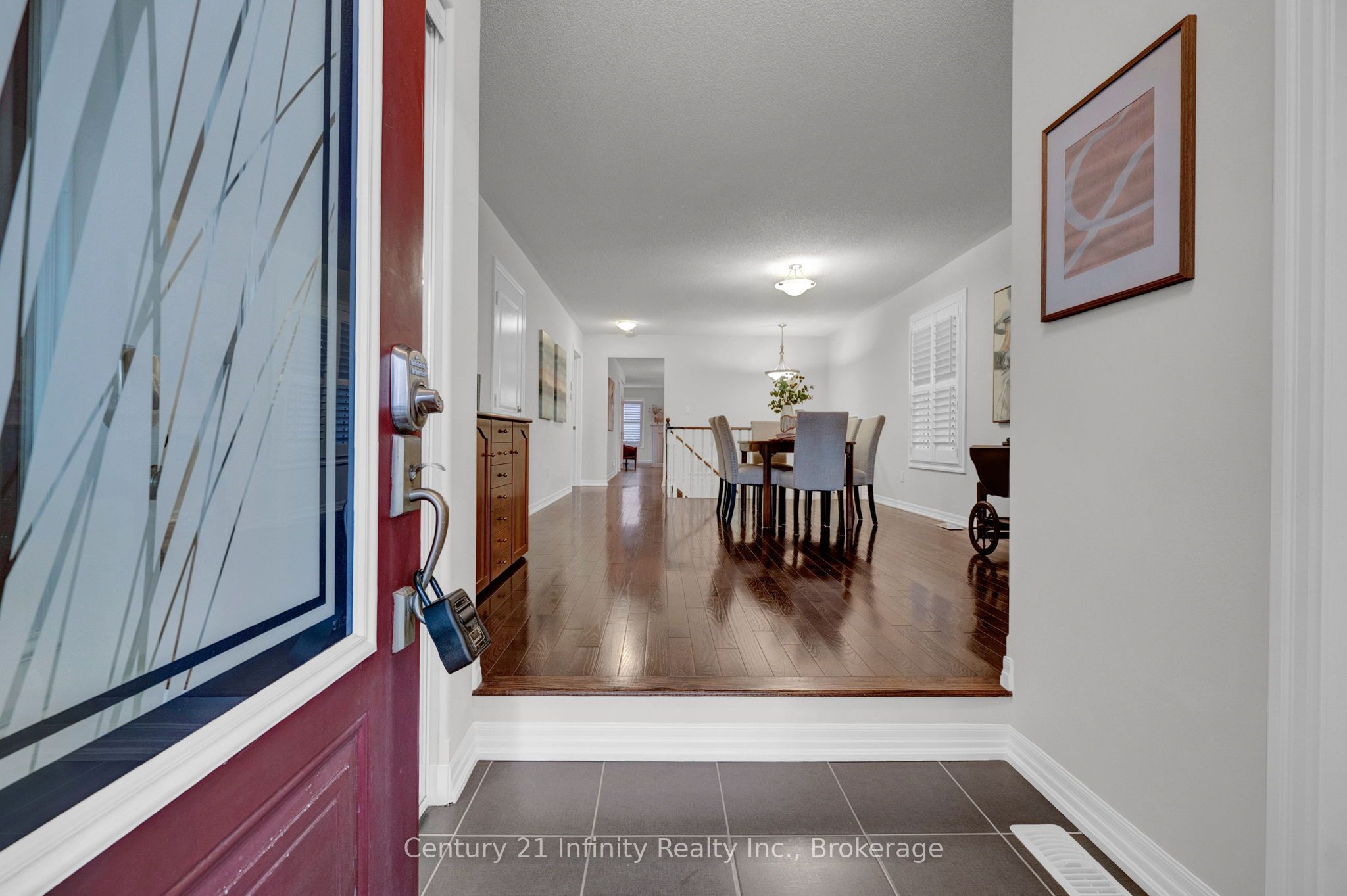 783 Ormond Drive Property Photo 2