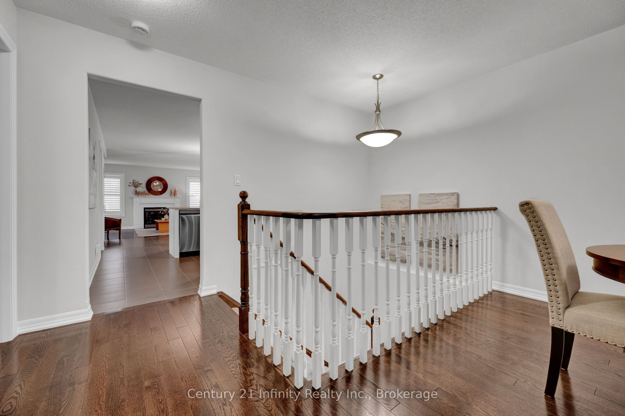 783 Ormond Drive Property Photo 7