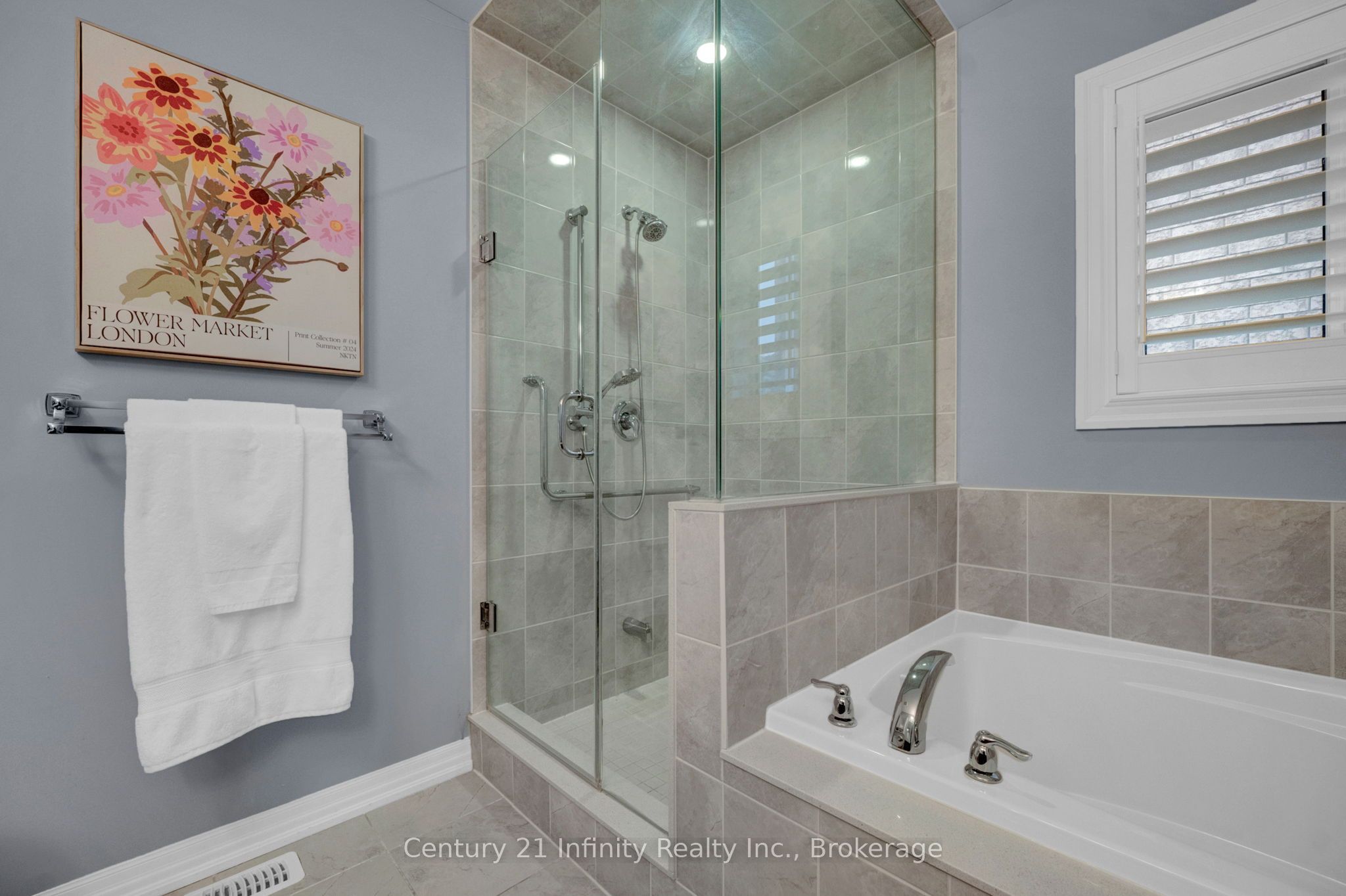 783 Ormond Drive Property Photo 21