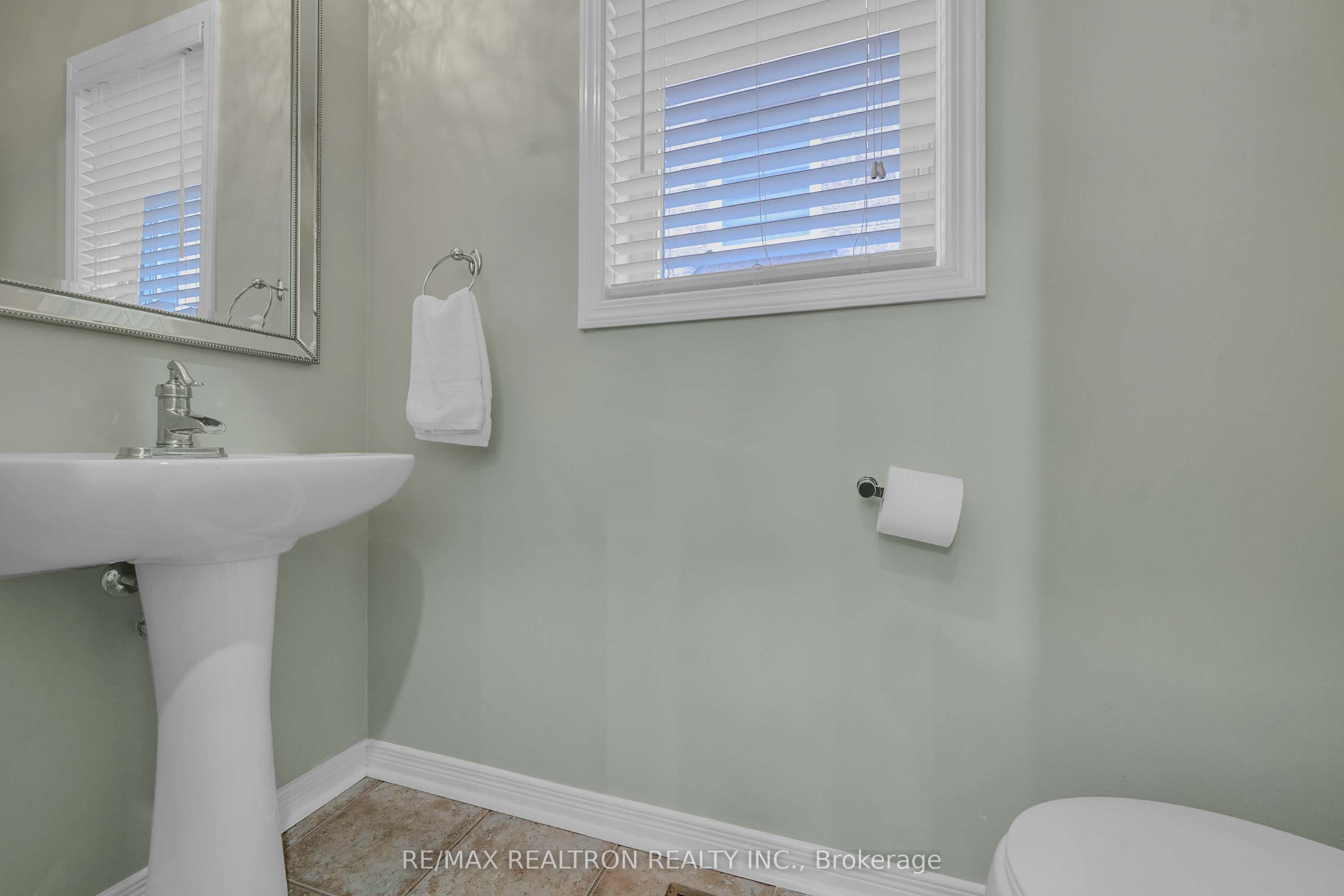51 Swindells Street Property Photo 23