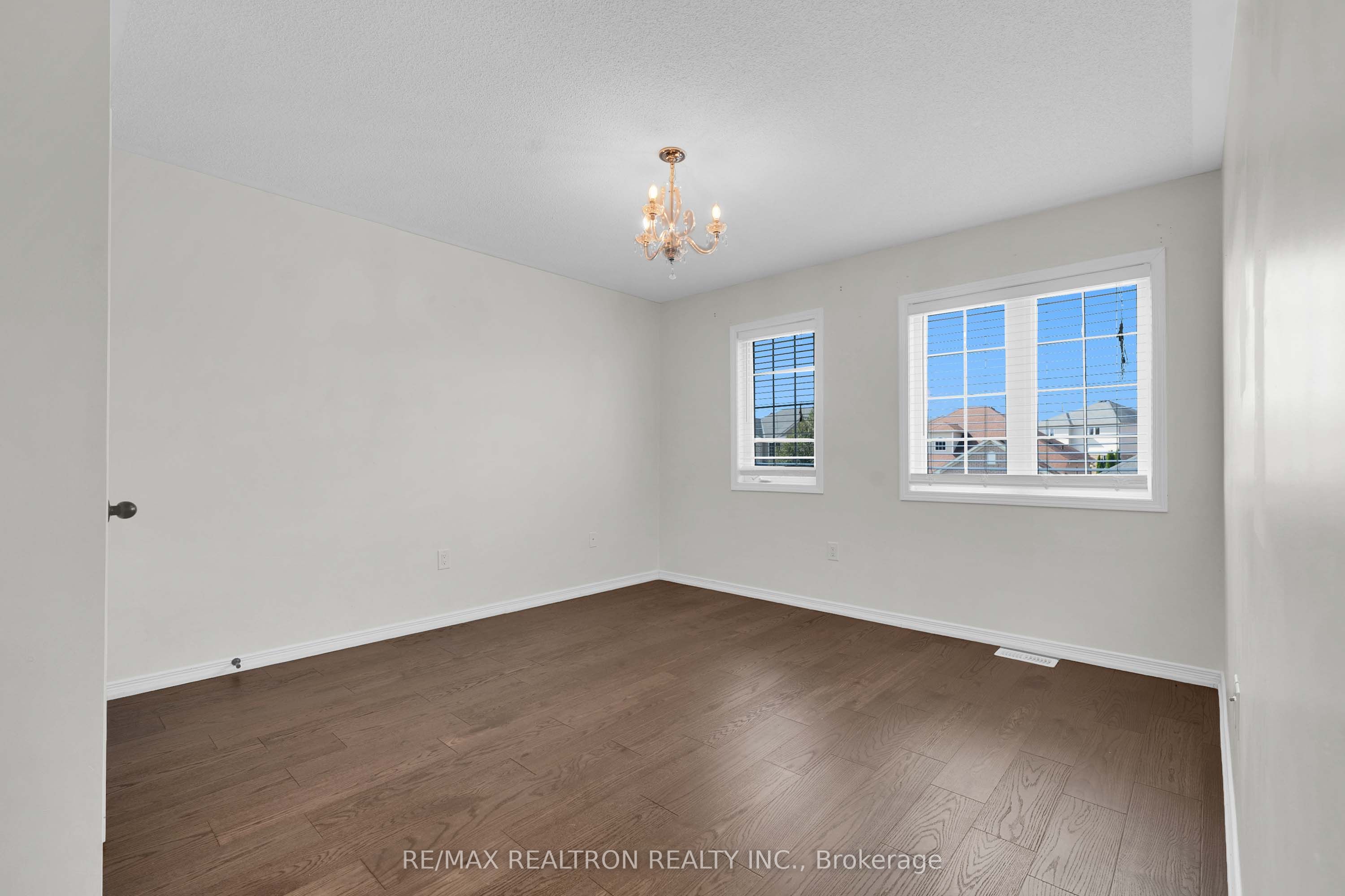 51 Swindells Street Property Photo 34