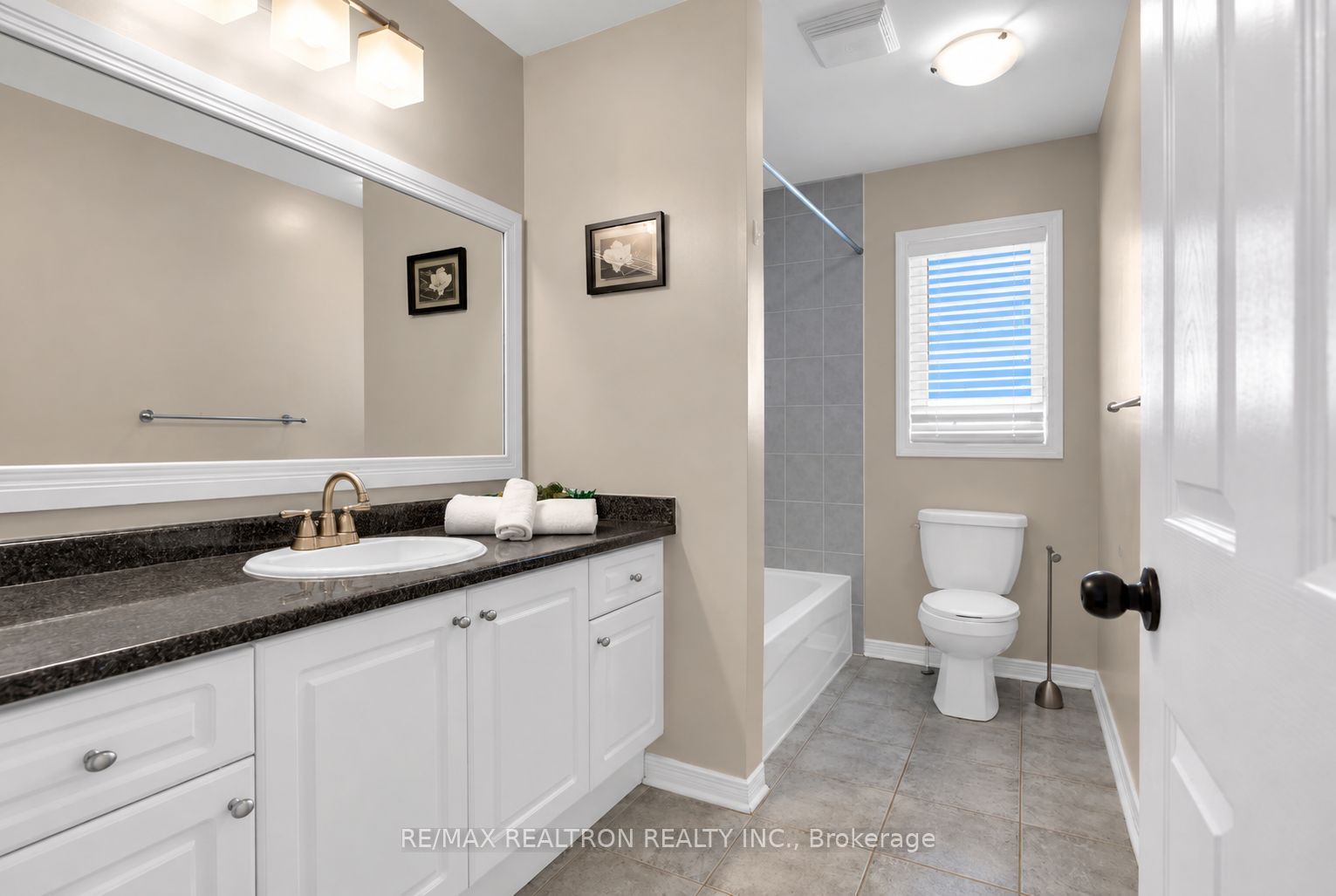 51 Swindells Street Property Photo 36