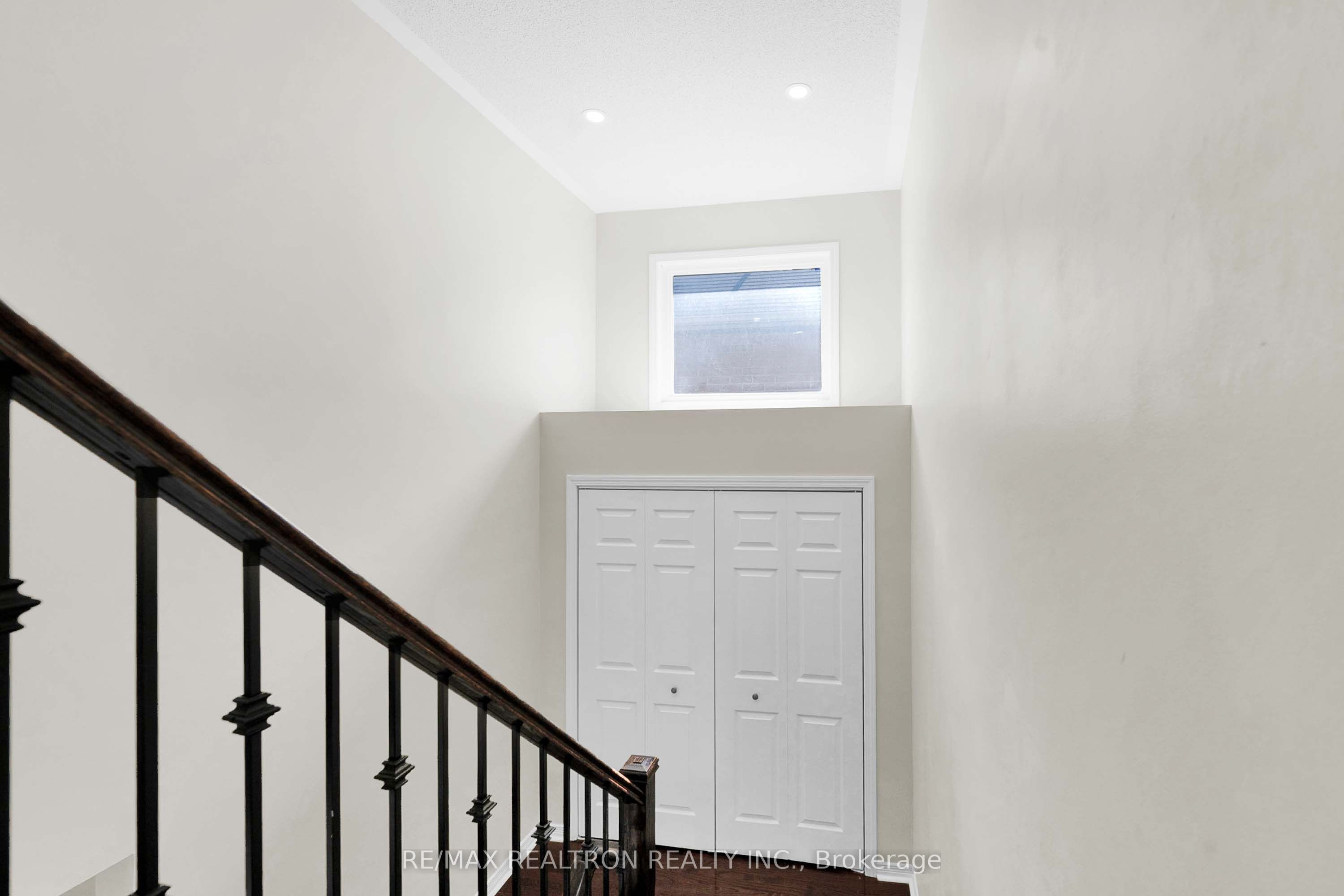 51 Swindells Street Property Photo 38