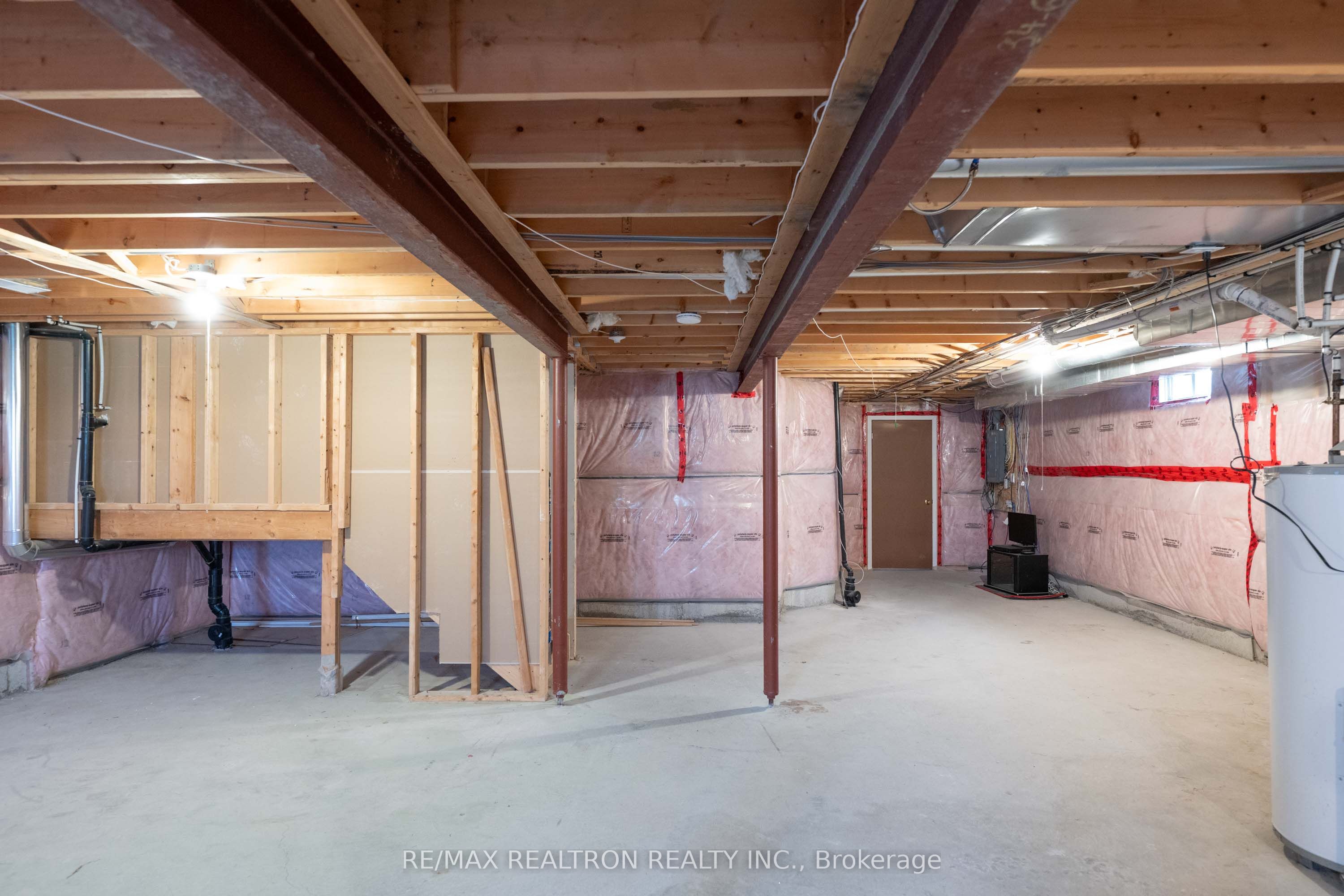 51 Swindells Street Property Photo 40
