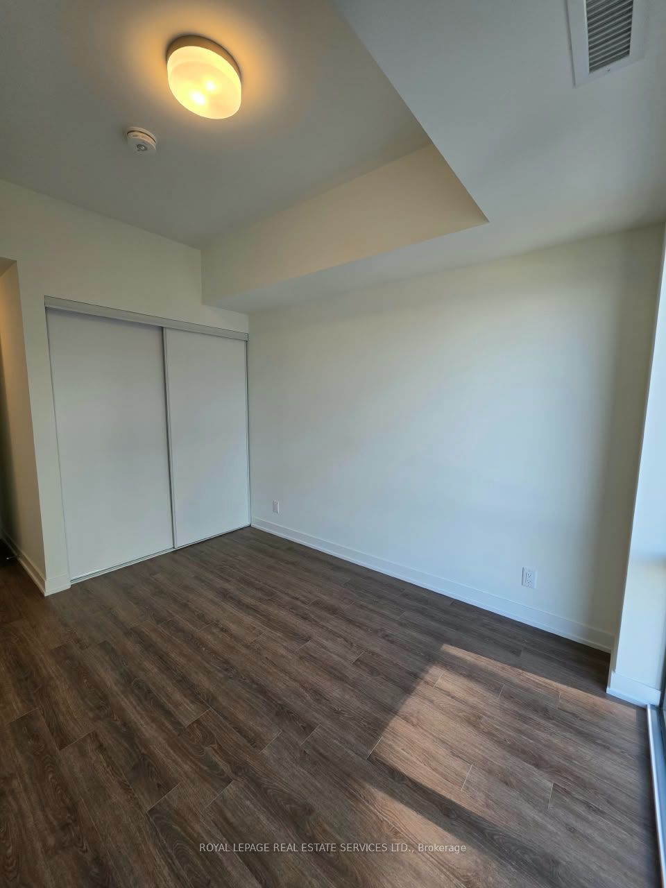 51 Clarington Boulevard 1024 Property Photo 11