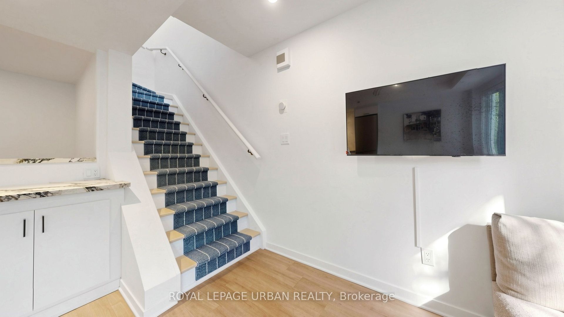 76 Munro Street 2 Property Photo 12