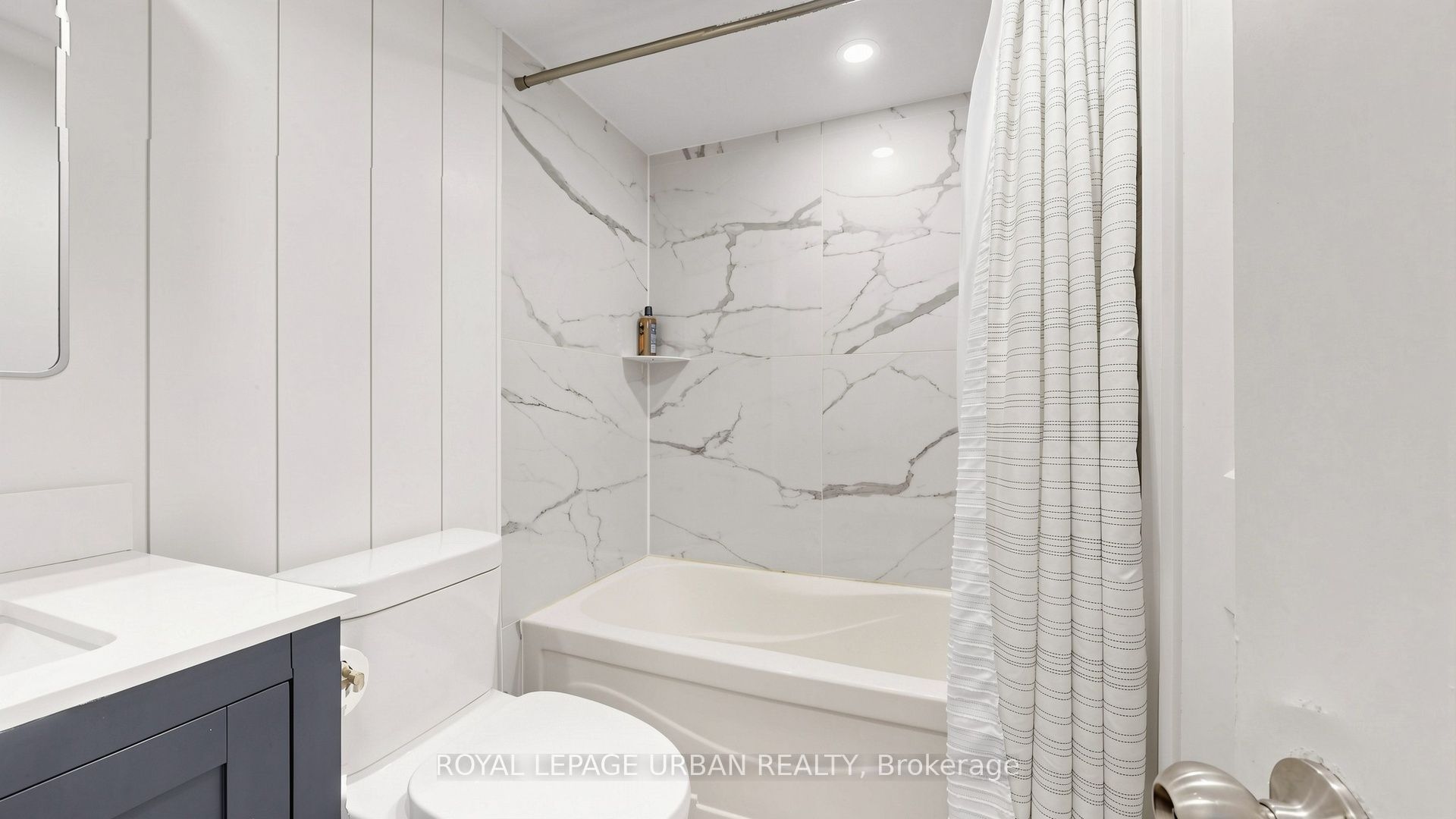 76 Munro Street 2 Property Photo 25