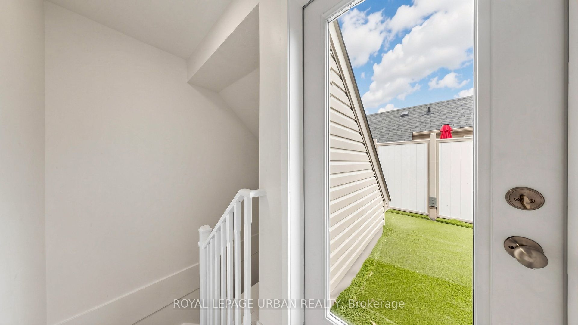 76 Munro Street 2 Property Photo 27
