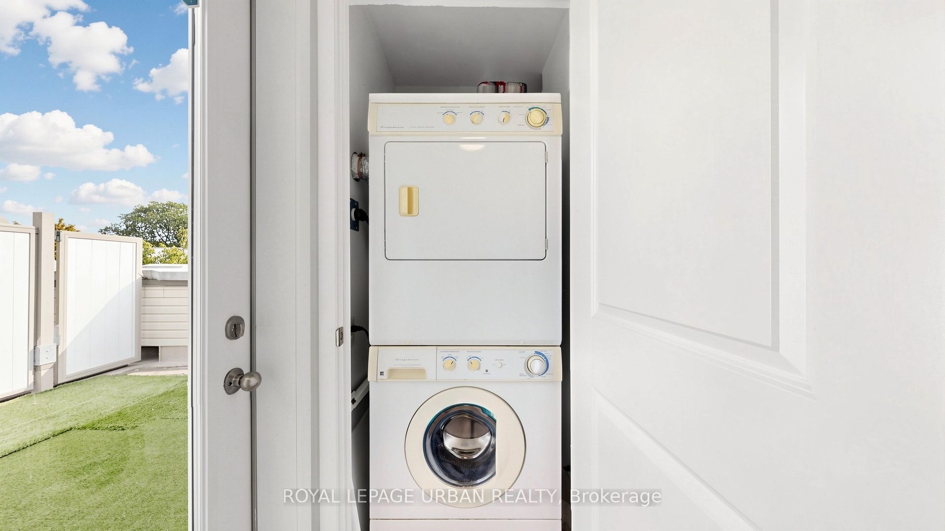 76 Munro Street 2 Property Photo 28