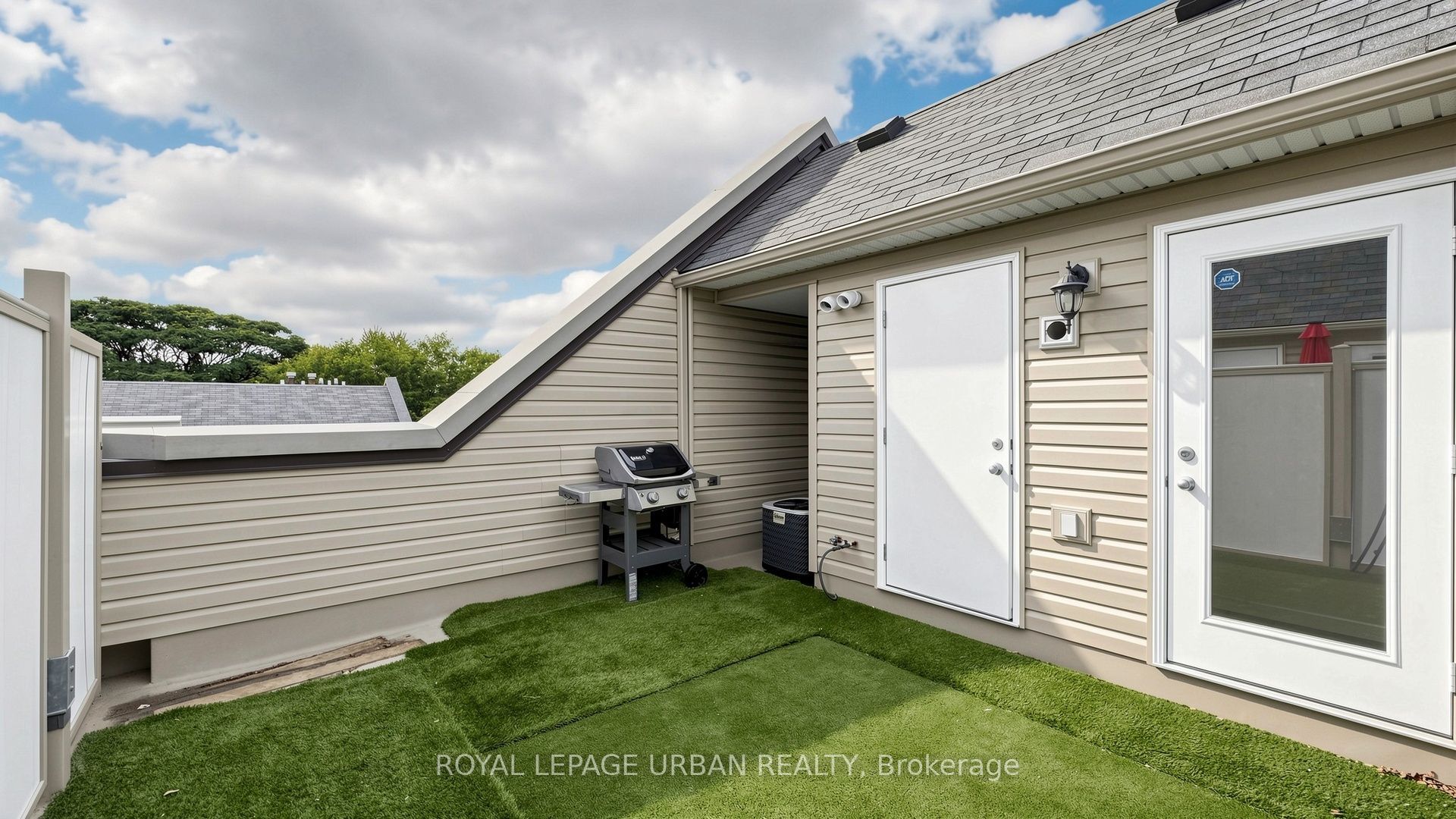 76 Munro Street 2 Property Photo 33