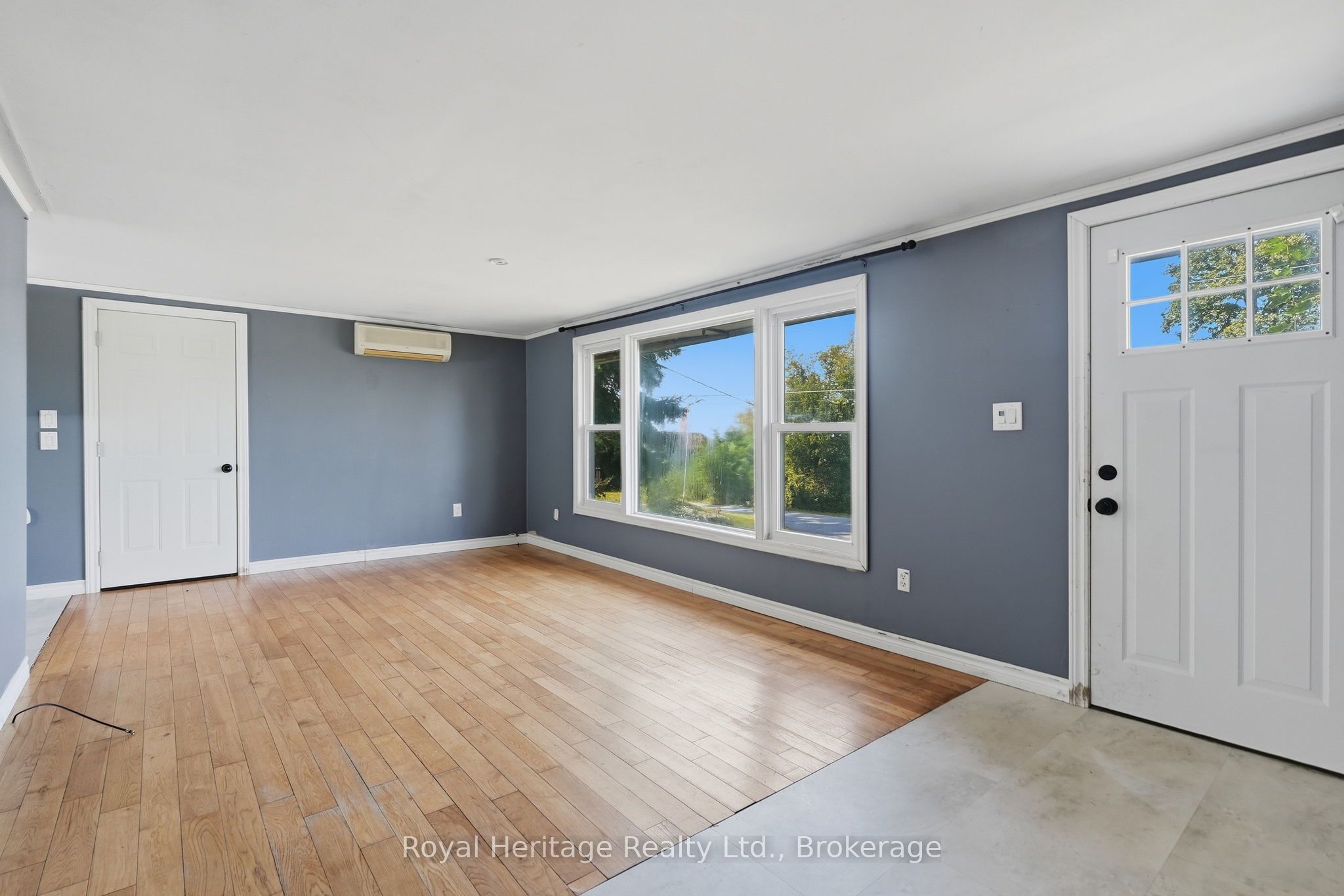 127 Coleman Crescent Property Photo 5