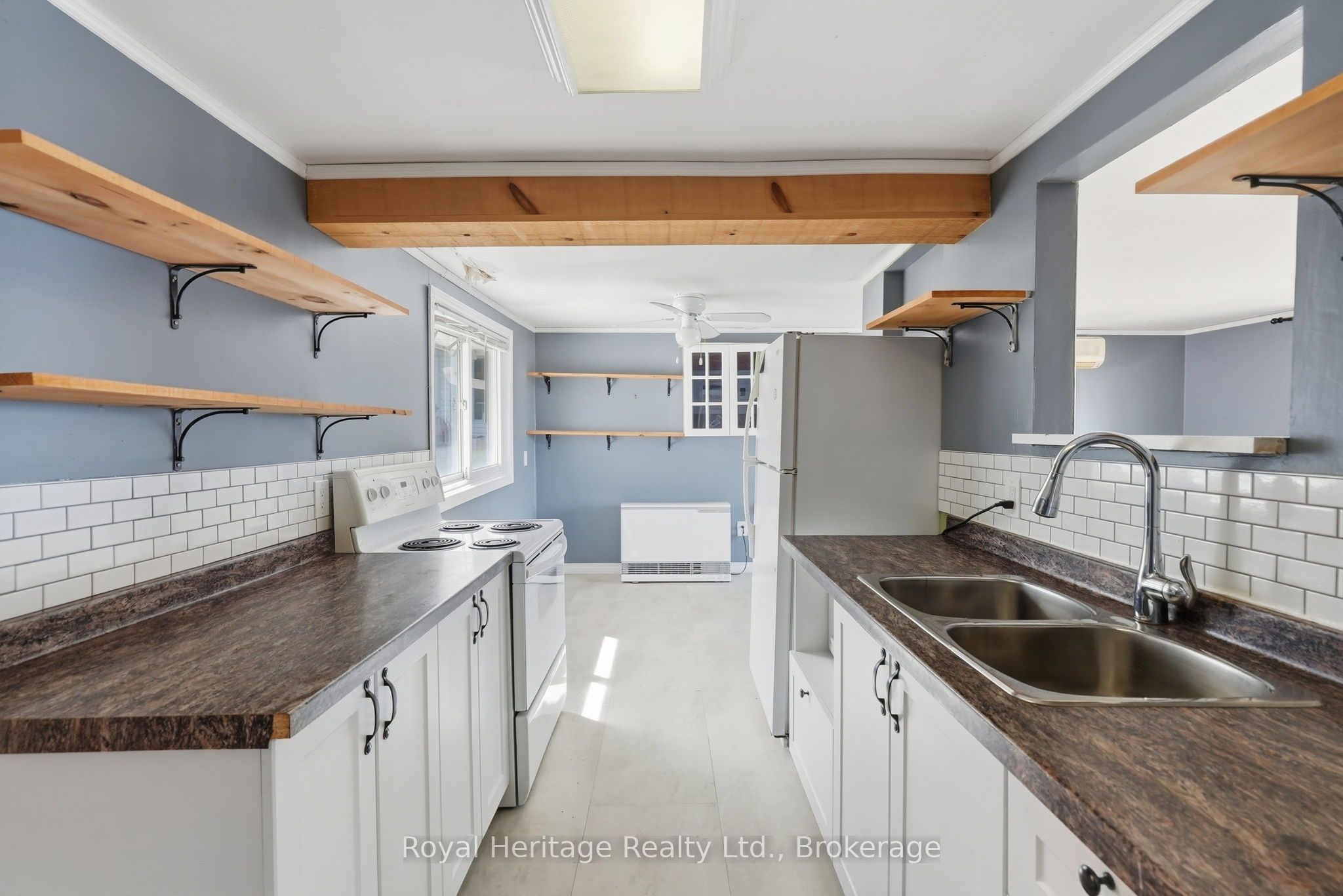 127 Coleman Crescent Property Photo 9