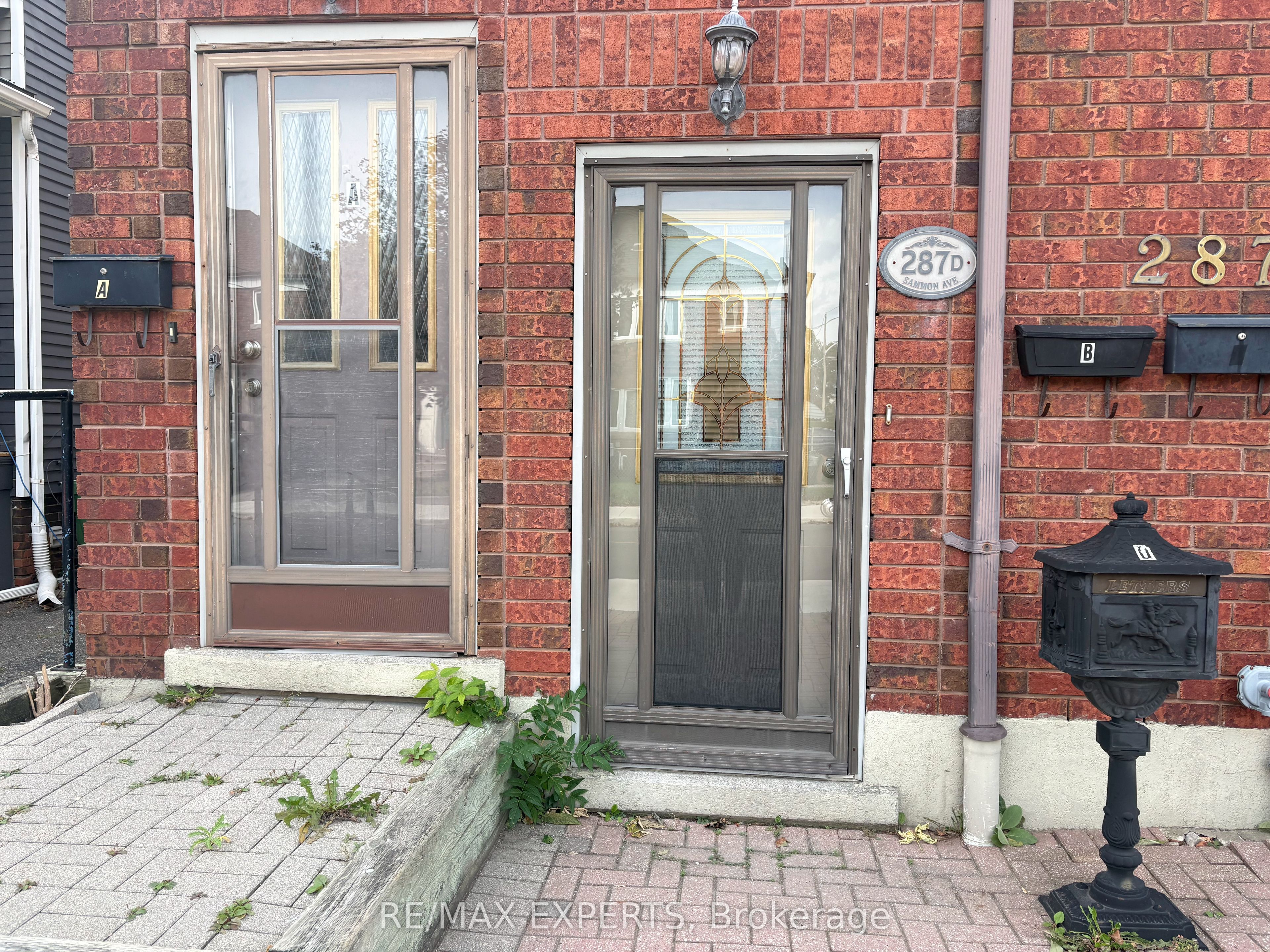 287 Sammon Avenue Unit D Property Photo 2