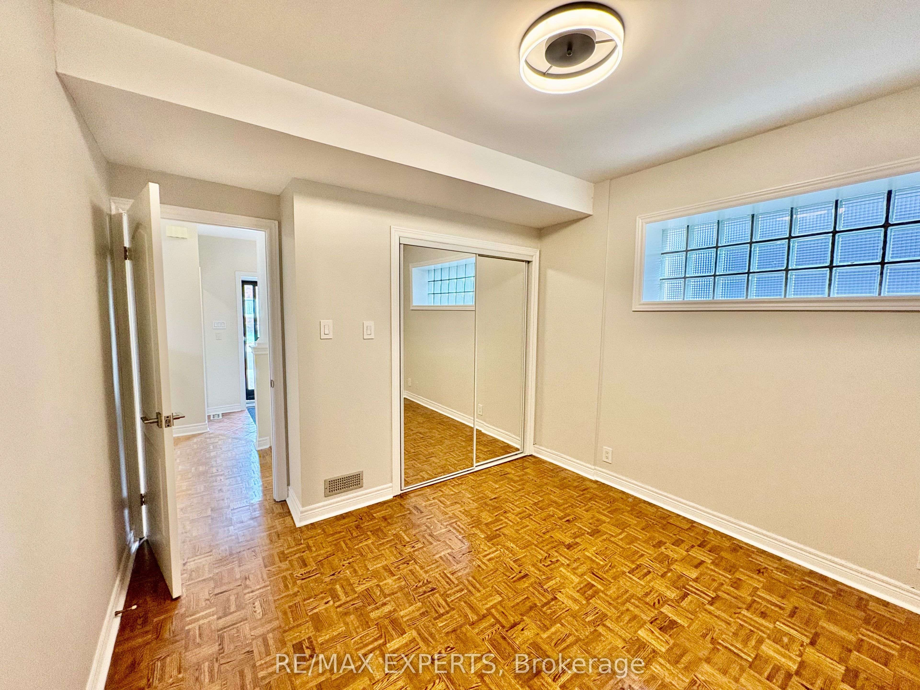 287 Sammon Avenue Unit D Property Photo 6