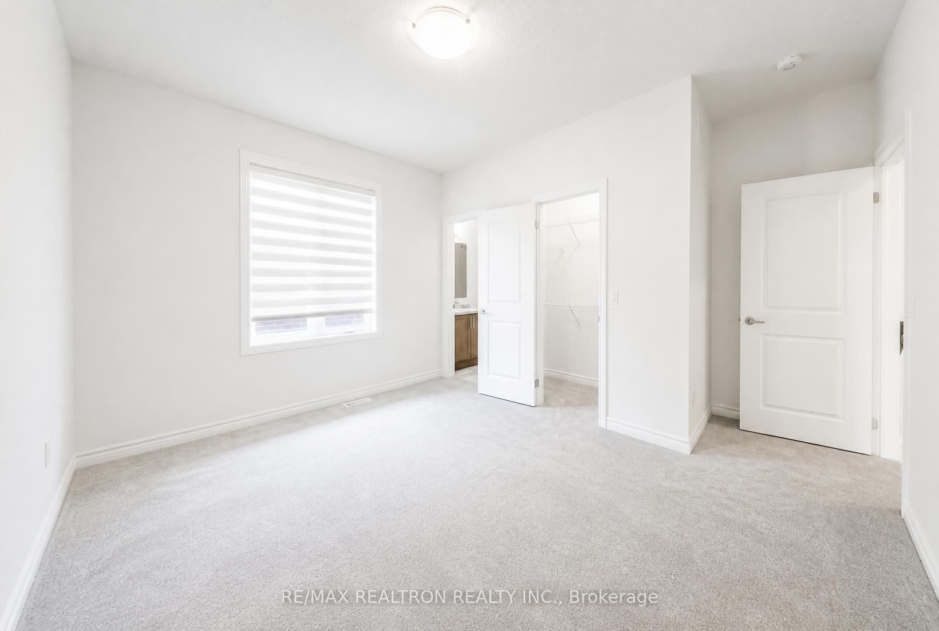 1041 Suddard Avenue Property Photo 8
