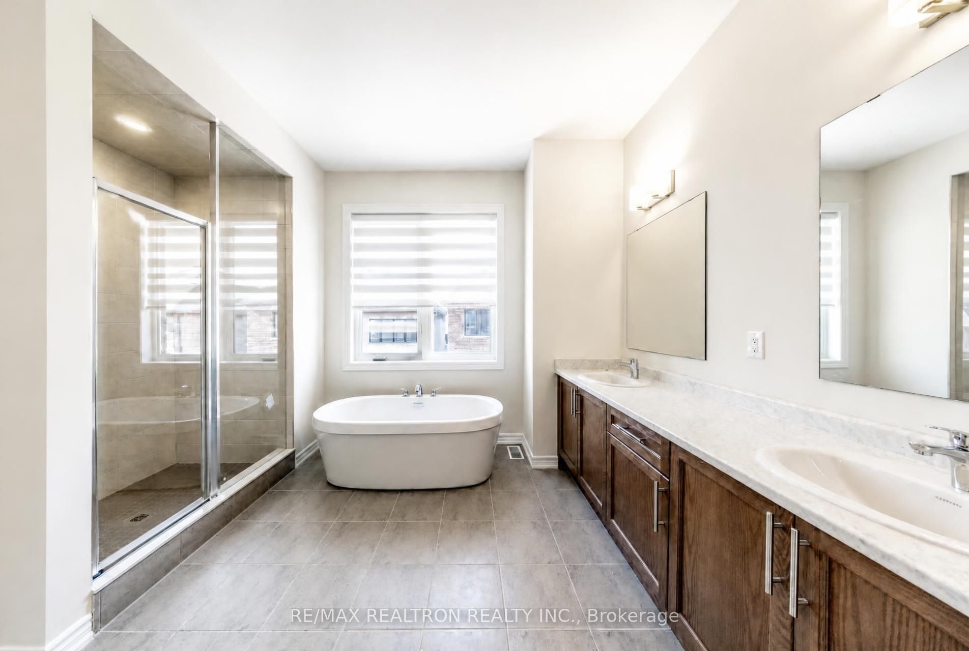 1041 Suddard Avenue Property Photo 10