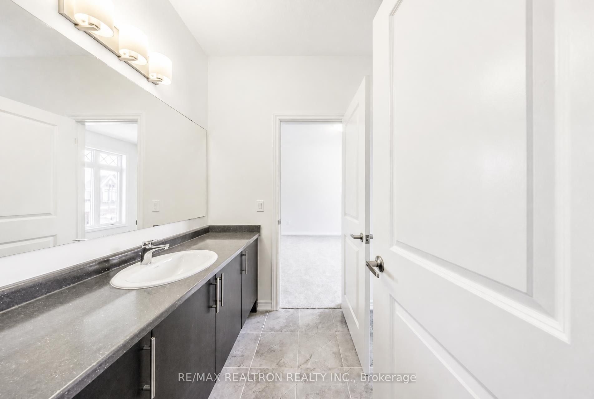 1041 Suddard Avenue Property Photo 12