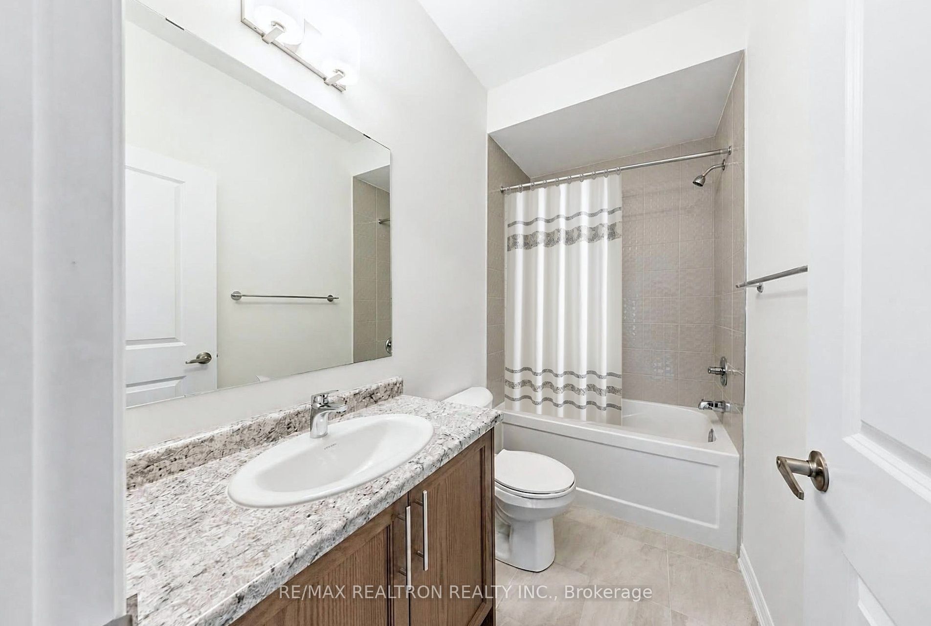 1041 Suddard Avenue Property Photo 14