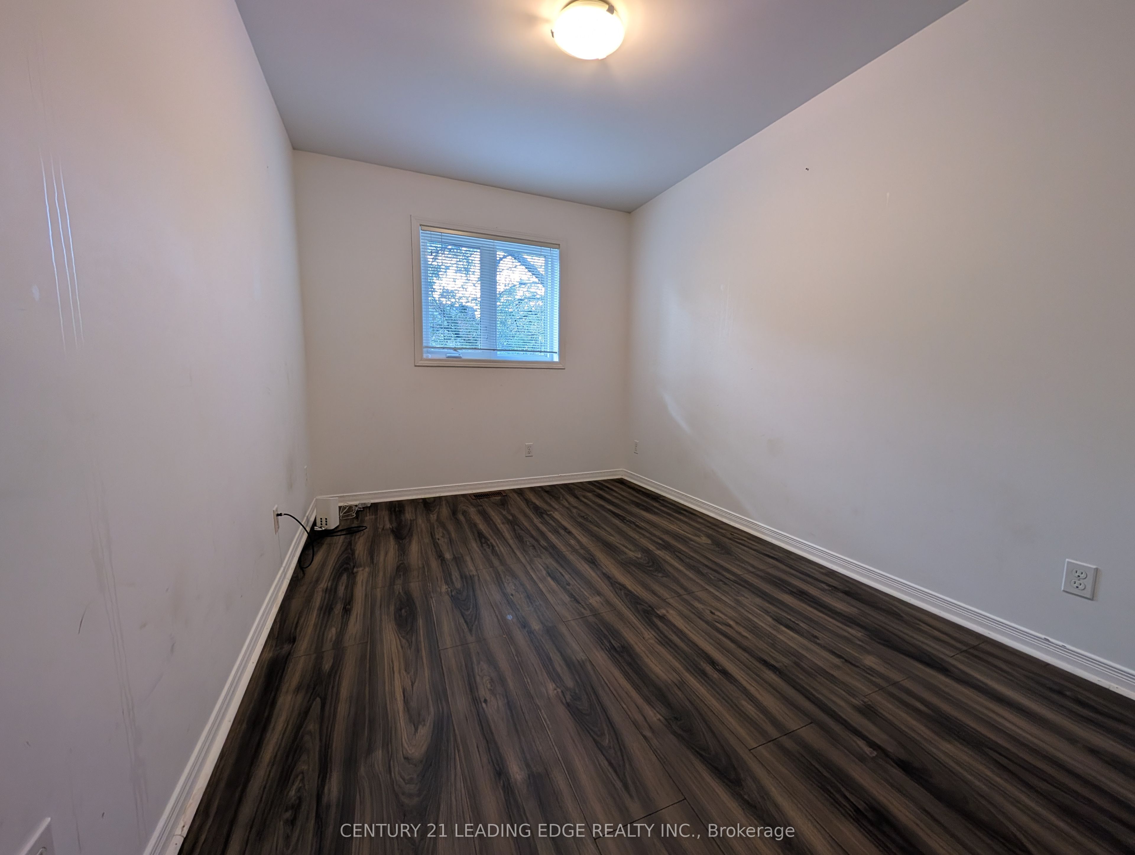 736 Kingston Road 3 Property Photo 7