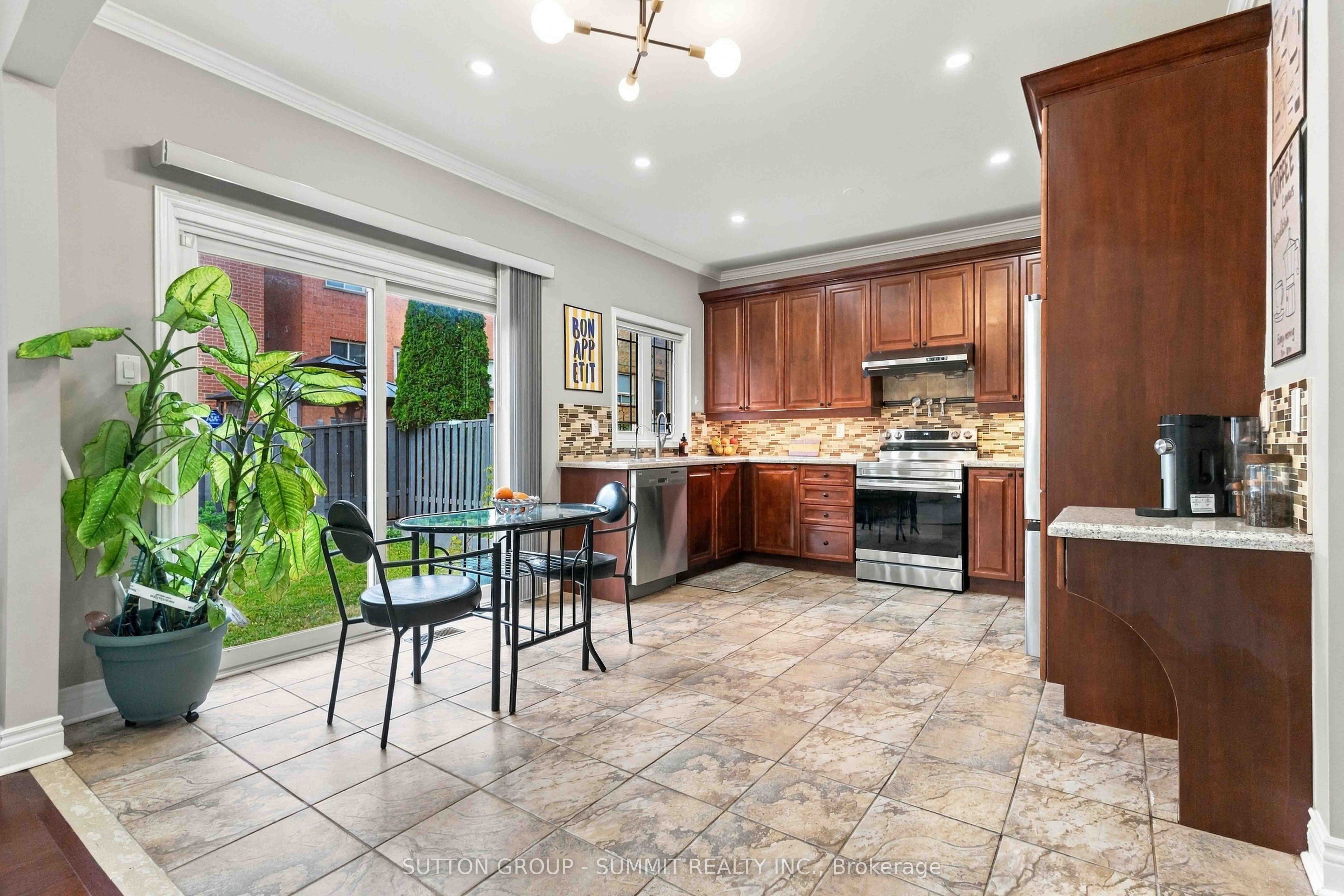 4 Teasdale Street Property Photo 12