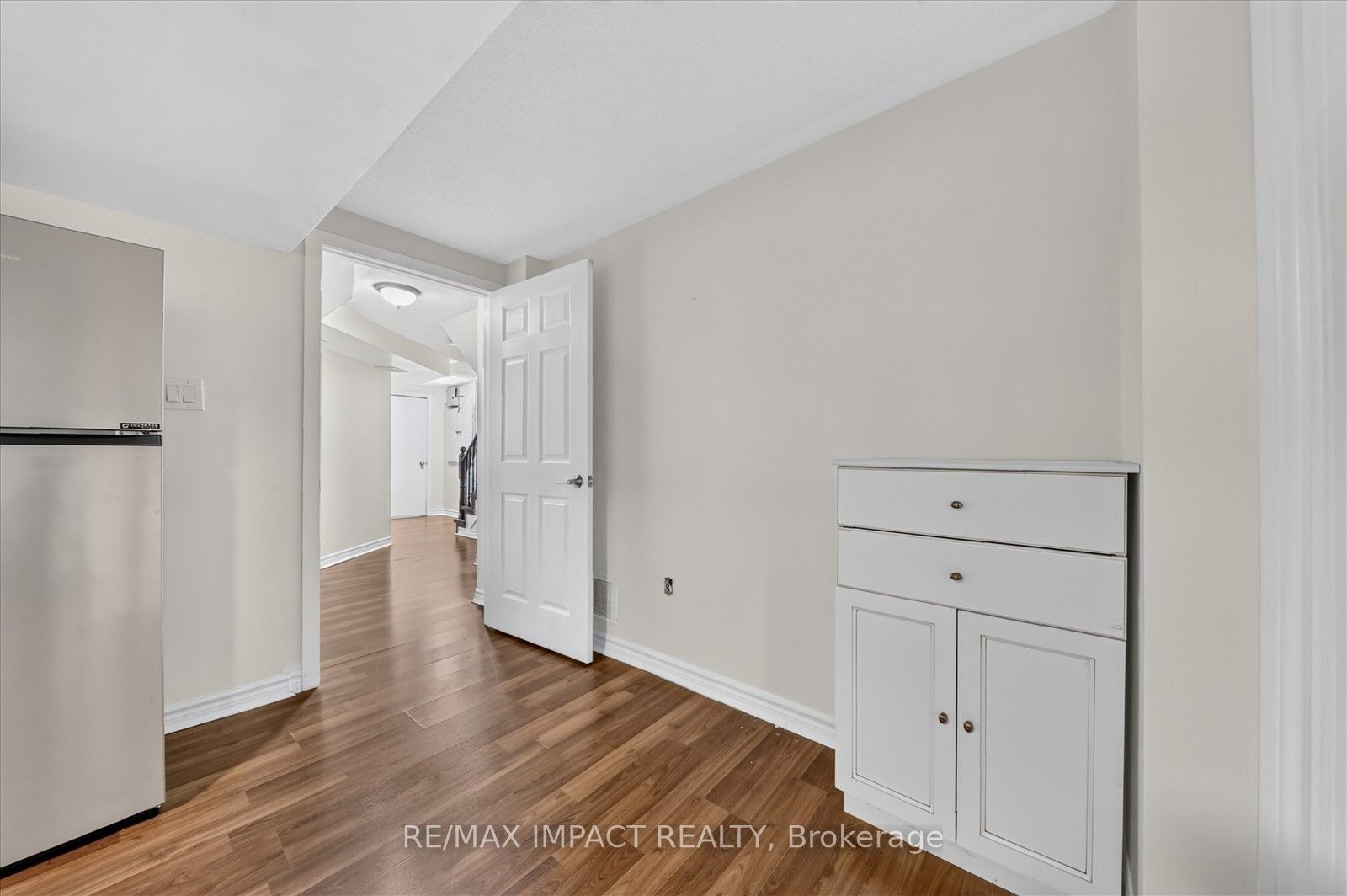 130 Baycliffe Drive Basement Property Photo 18