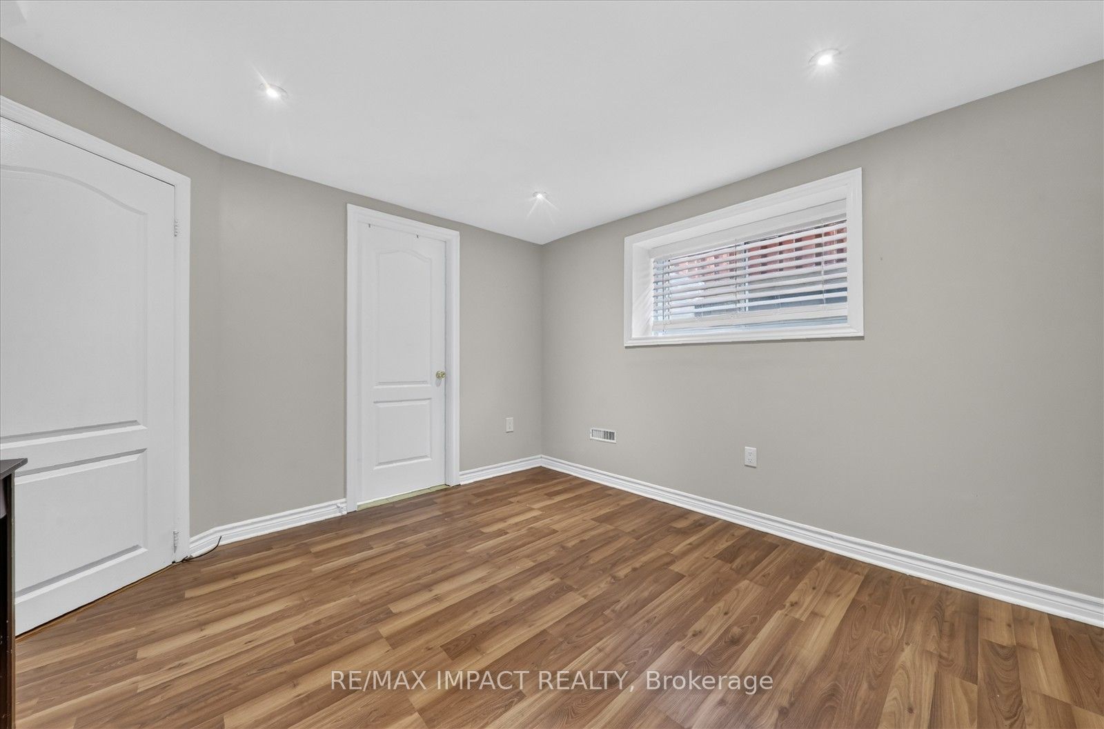 130 Baycliffe Drive Basement Property Photo 20
