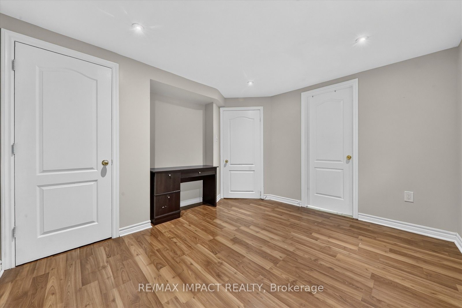 130 Baycliffe Drive Basement Property Photo 21