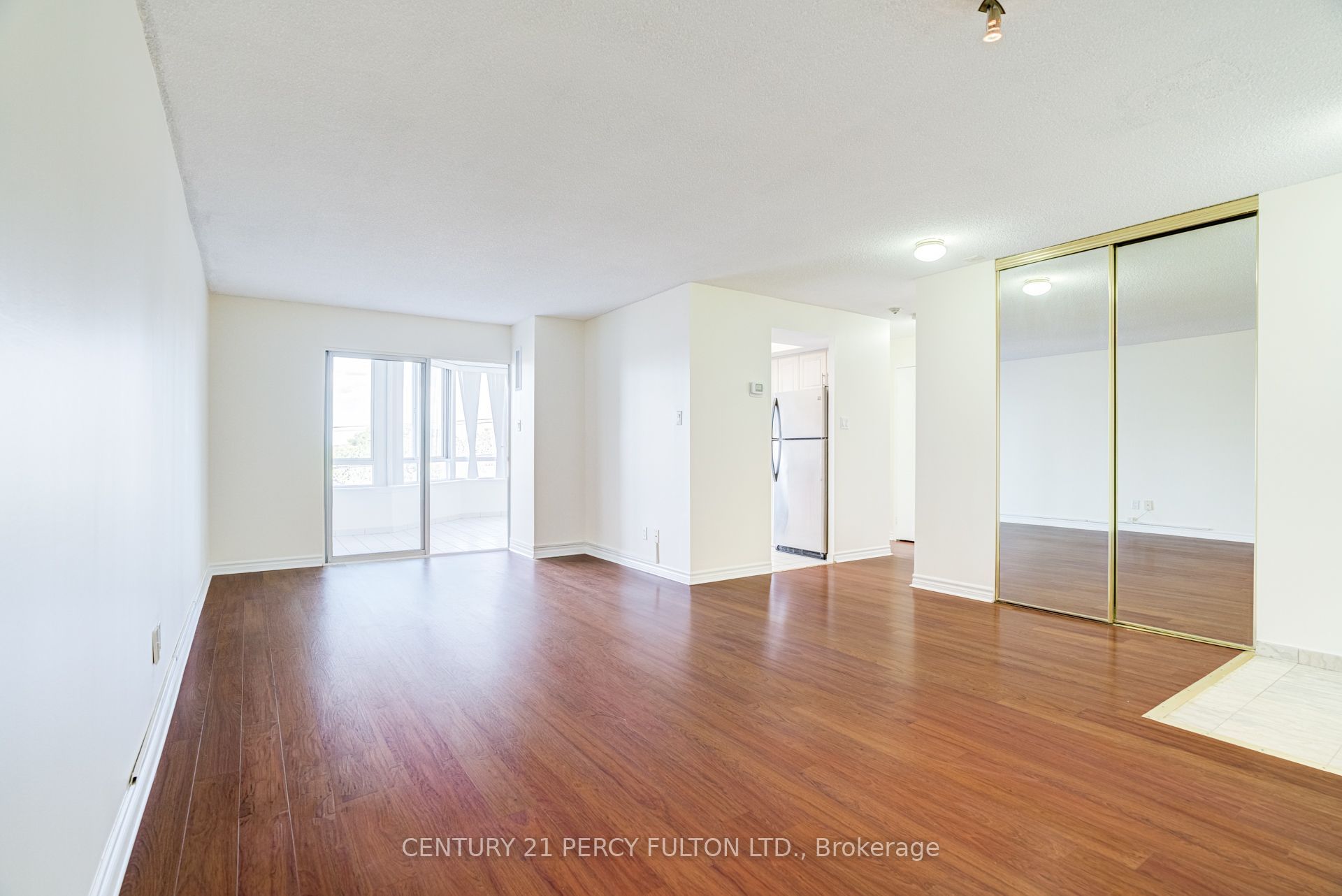 11753 Sheppard Avenue E 504 Property Photo 6