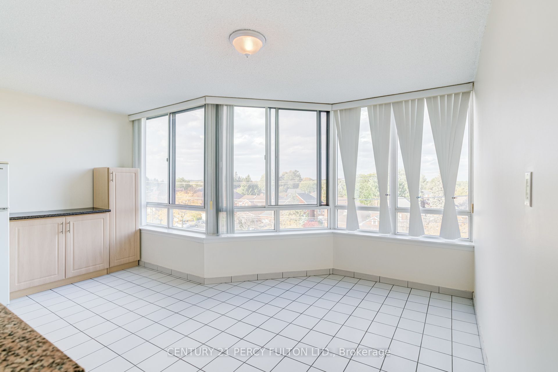 11753 Sheppard Avenue E 504 Property Photo 11