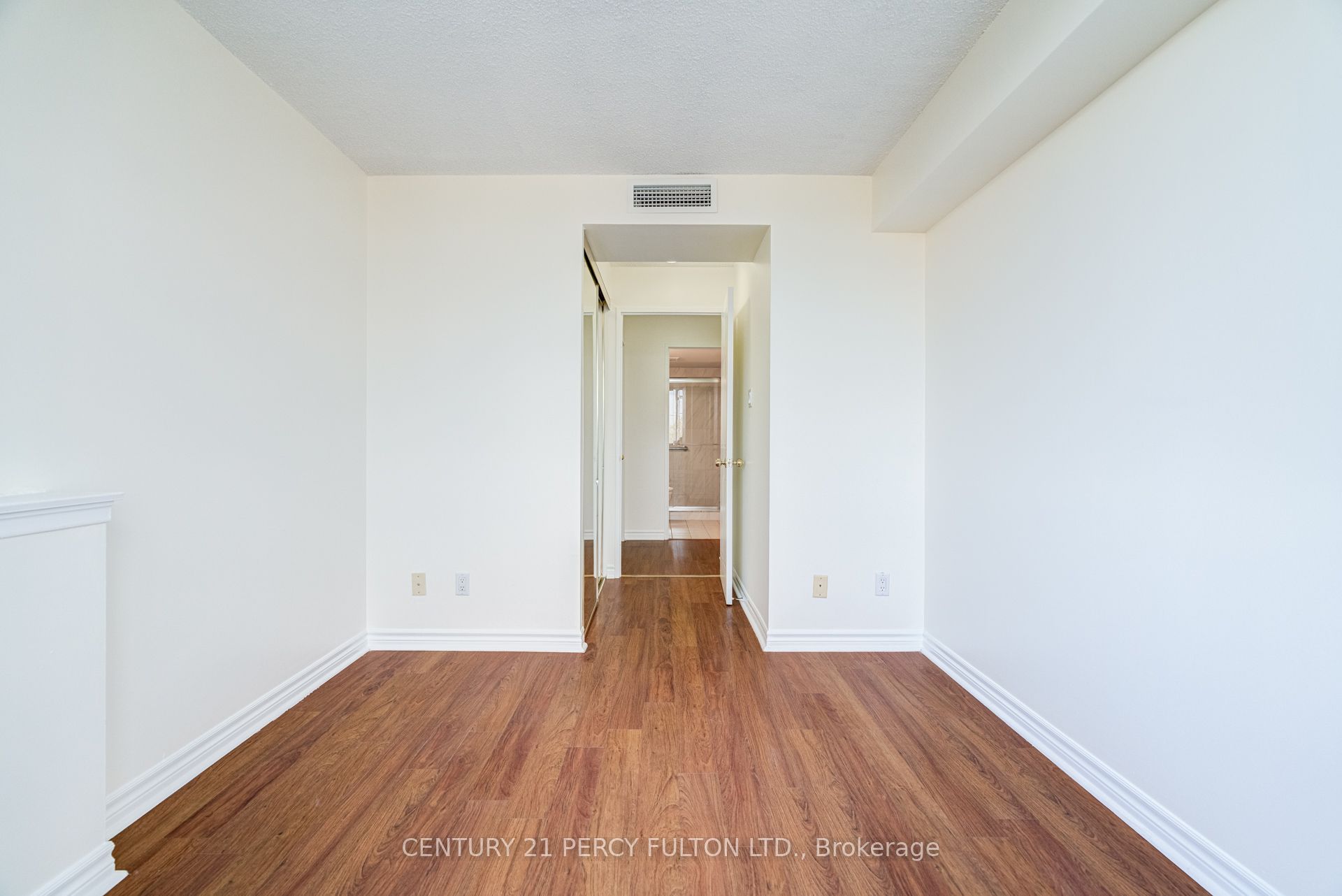 11753 Sheppard Avenue E 504 Property Photo 13