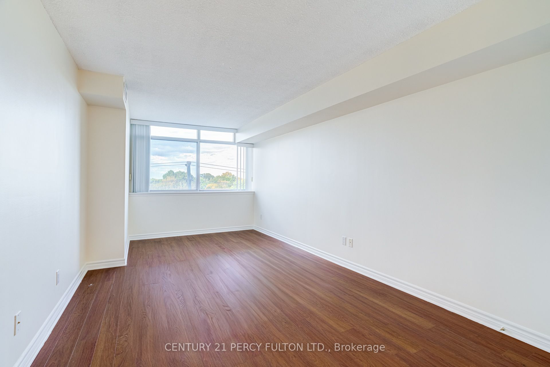 11753 Sheppard Avenue E 504 Property Photo 17