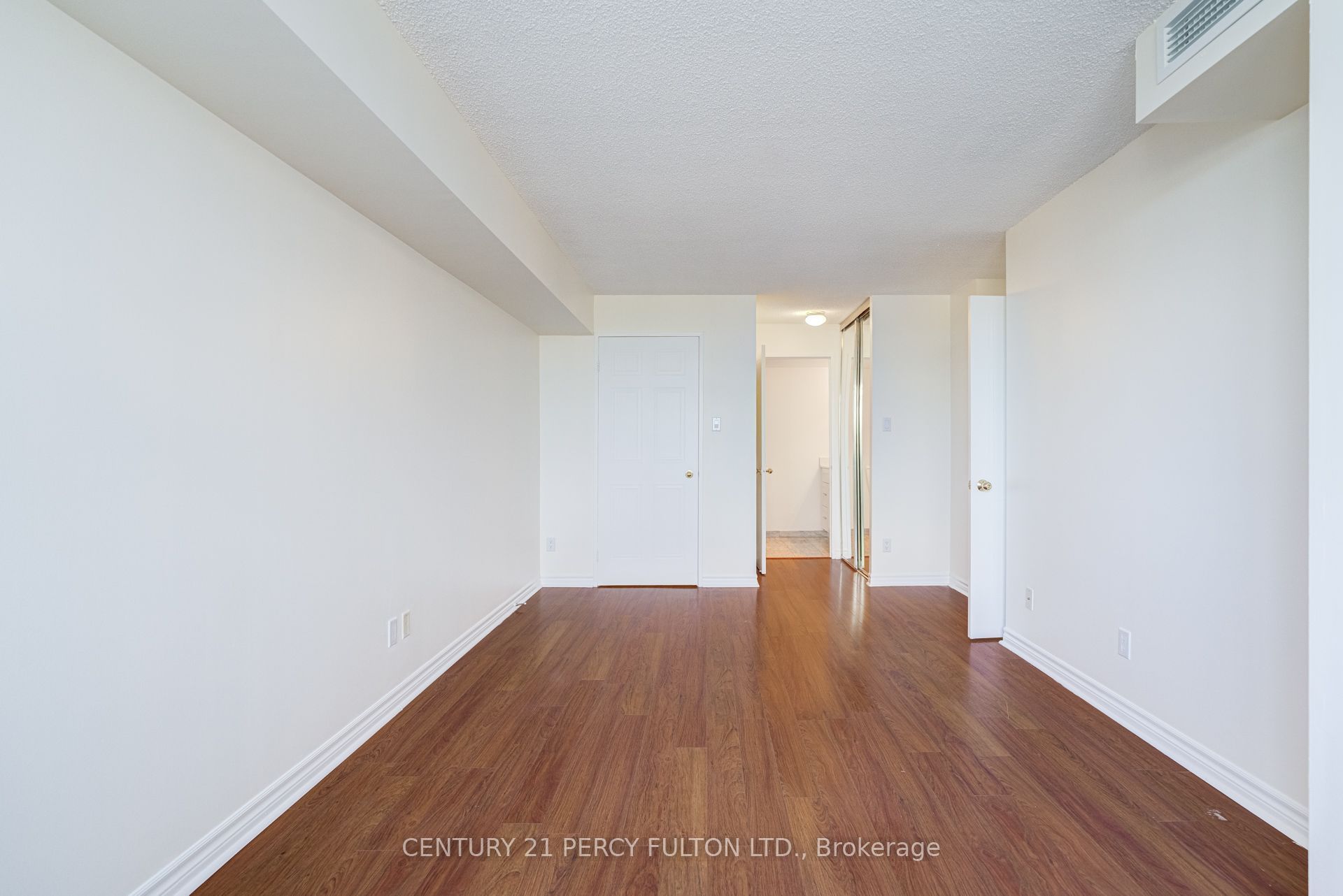 11753 Sheppard Avenue E 504 Property Photo 19