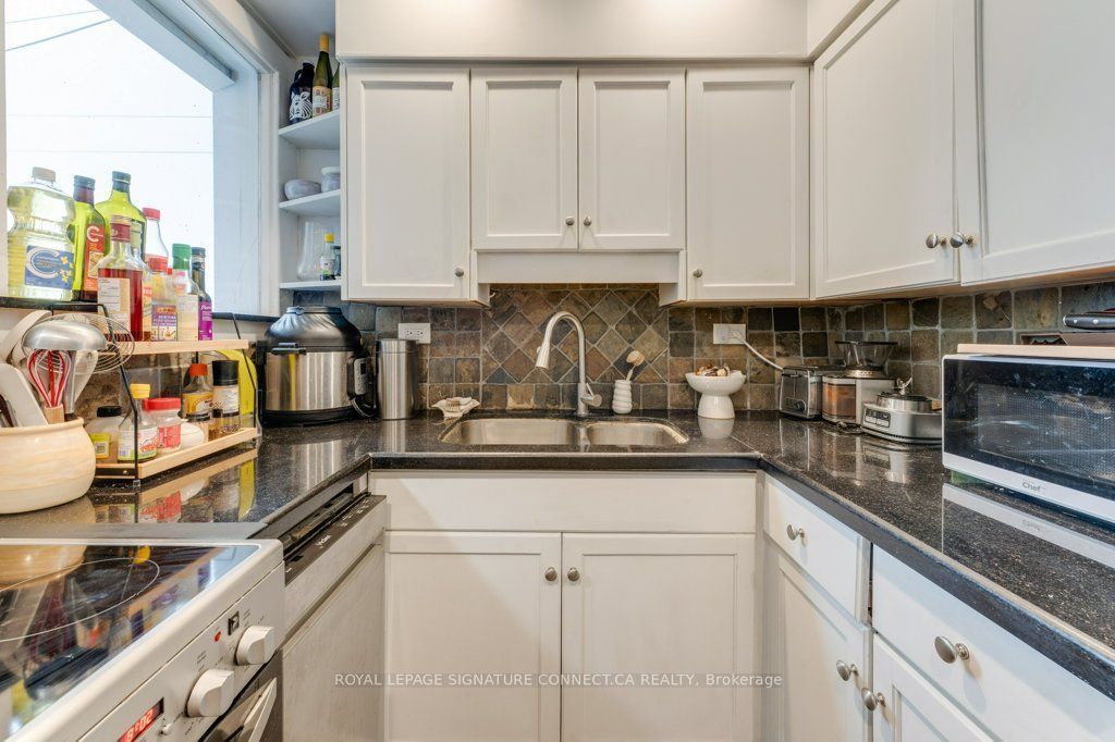 6 Wheeler Avenue Property Photo 10