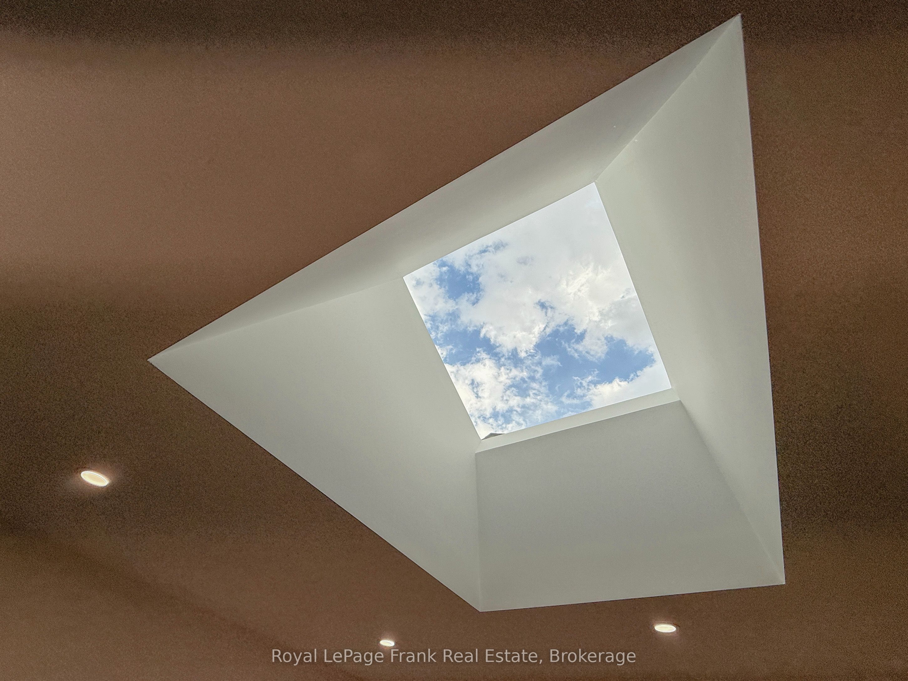 37 Angus Drive Property Photo 17