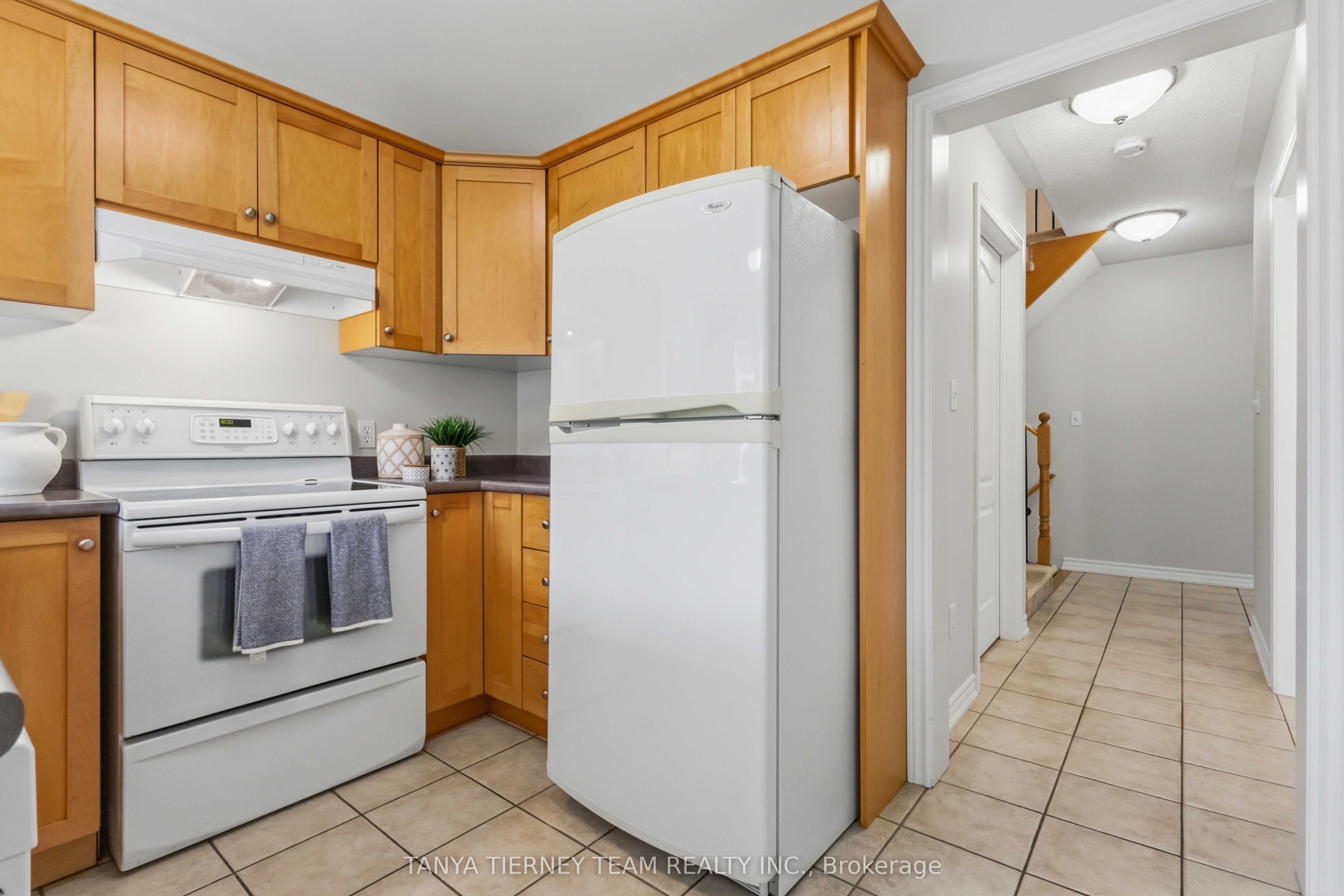 28 Castle Green Drive Property Photo 18