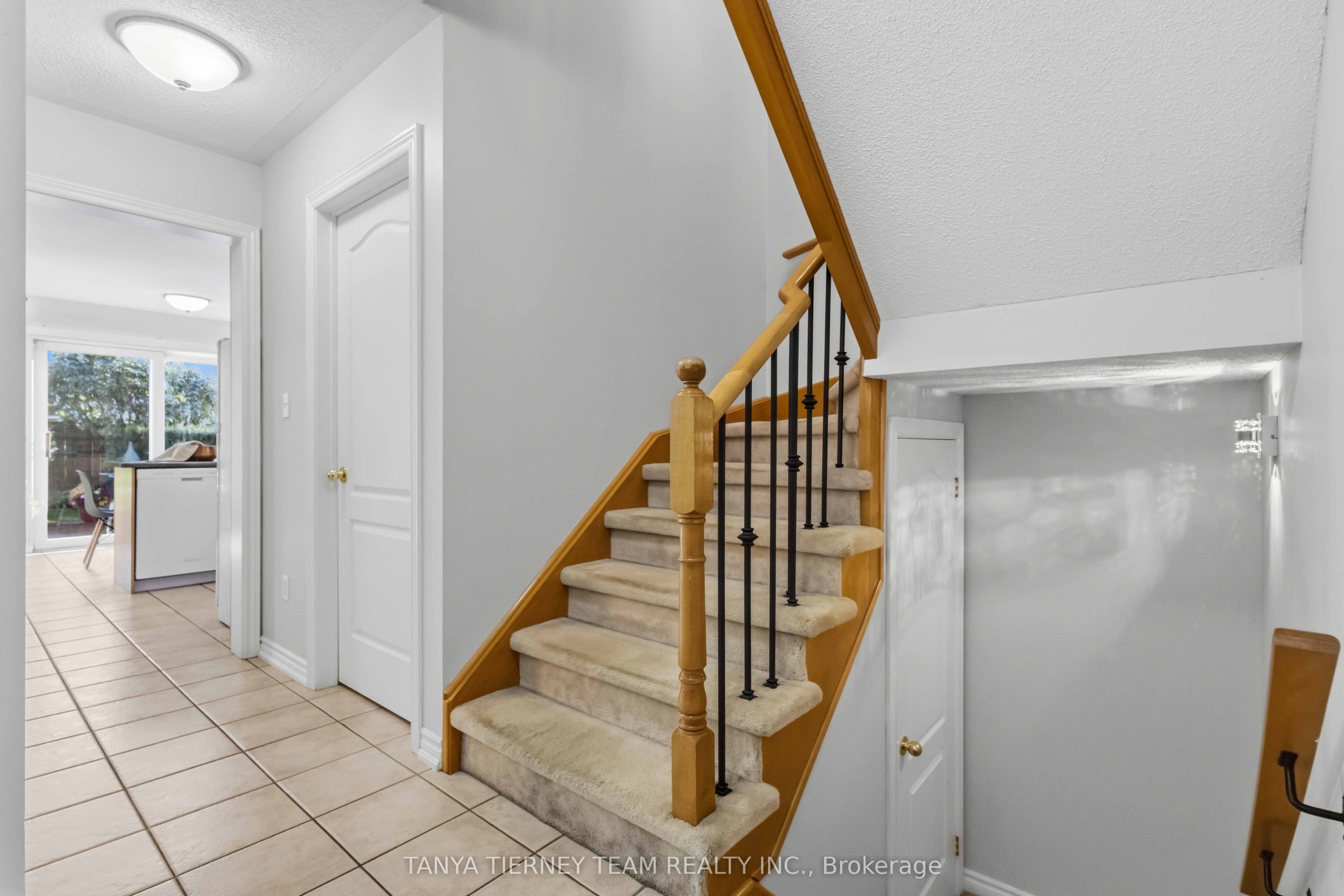 28 Castle Green Drive Property Photo 23