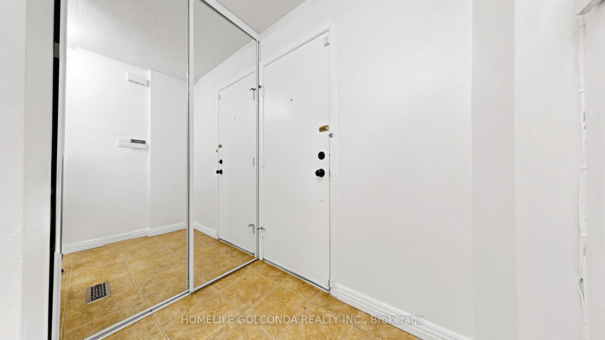 1290 Bridletowne Circle 69 Property Photo 18