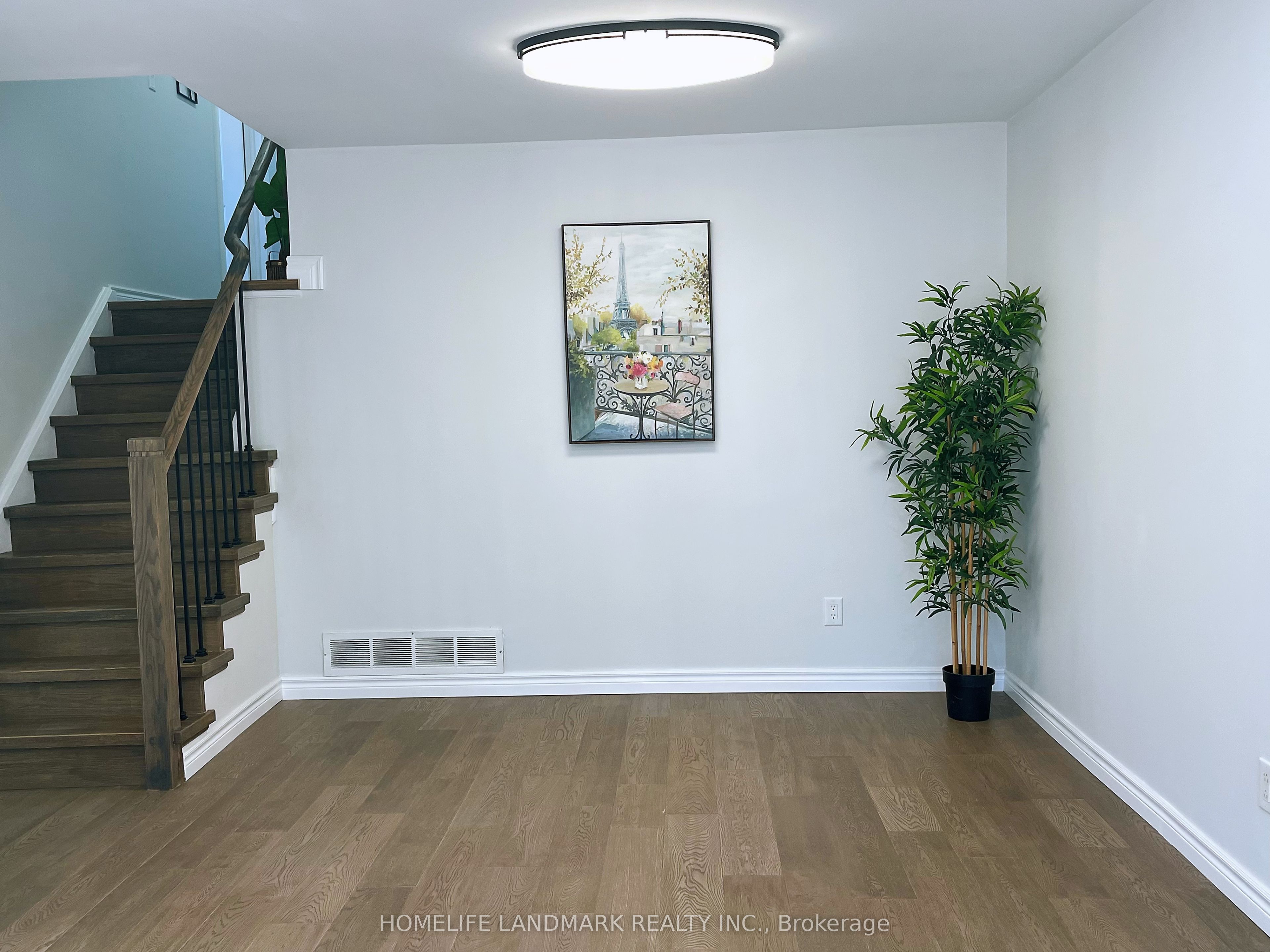 6 Snowhill Crescent Property Photo 5