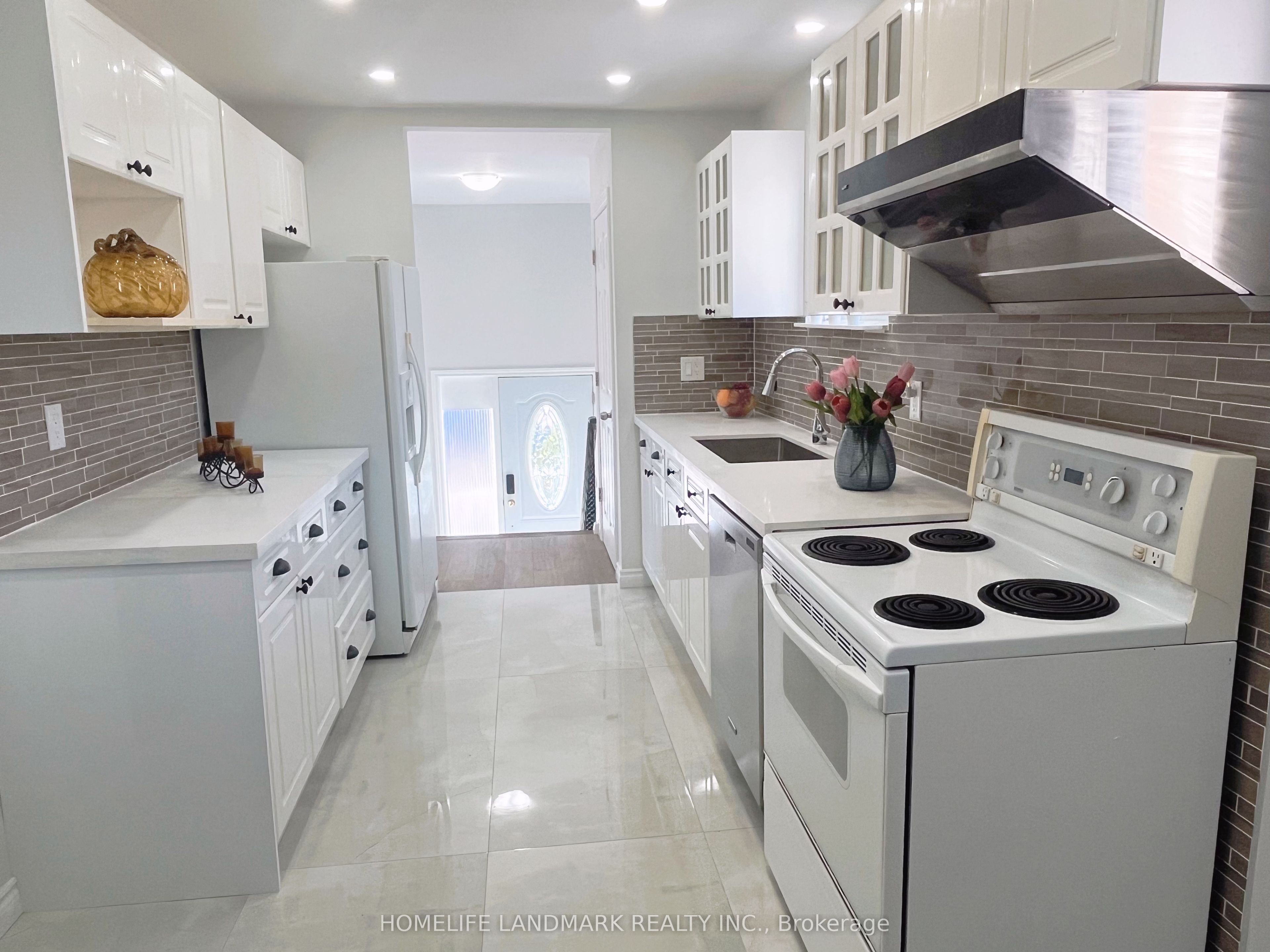 6 Snowhill Crescent Property Photo 6