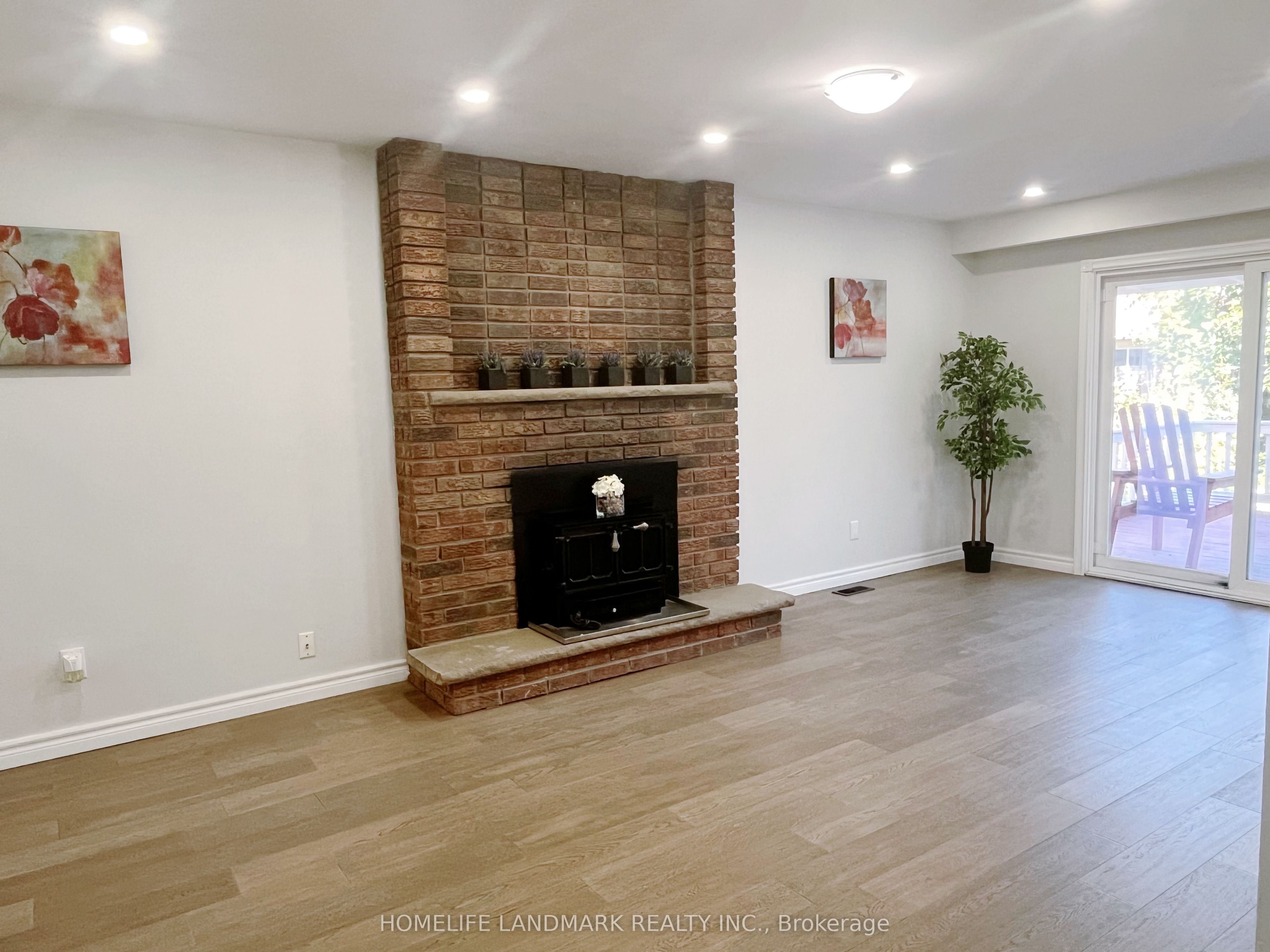 6 Snowhill Crescent Property Photo 8