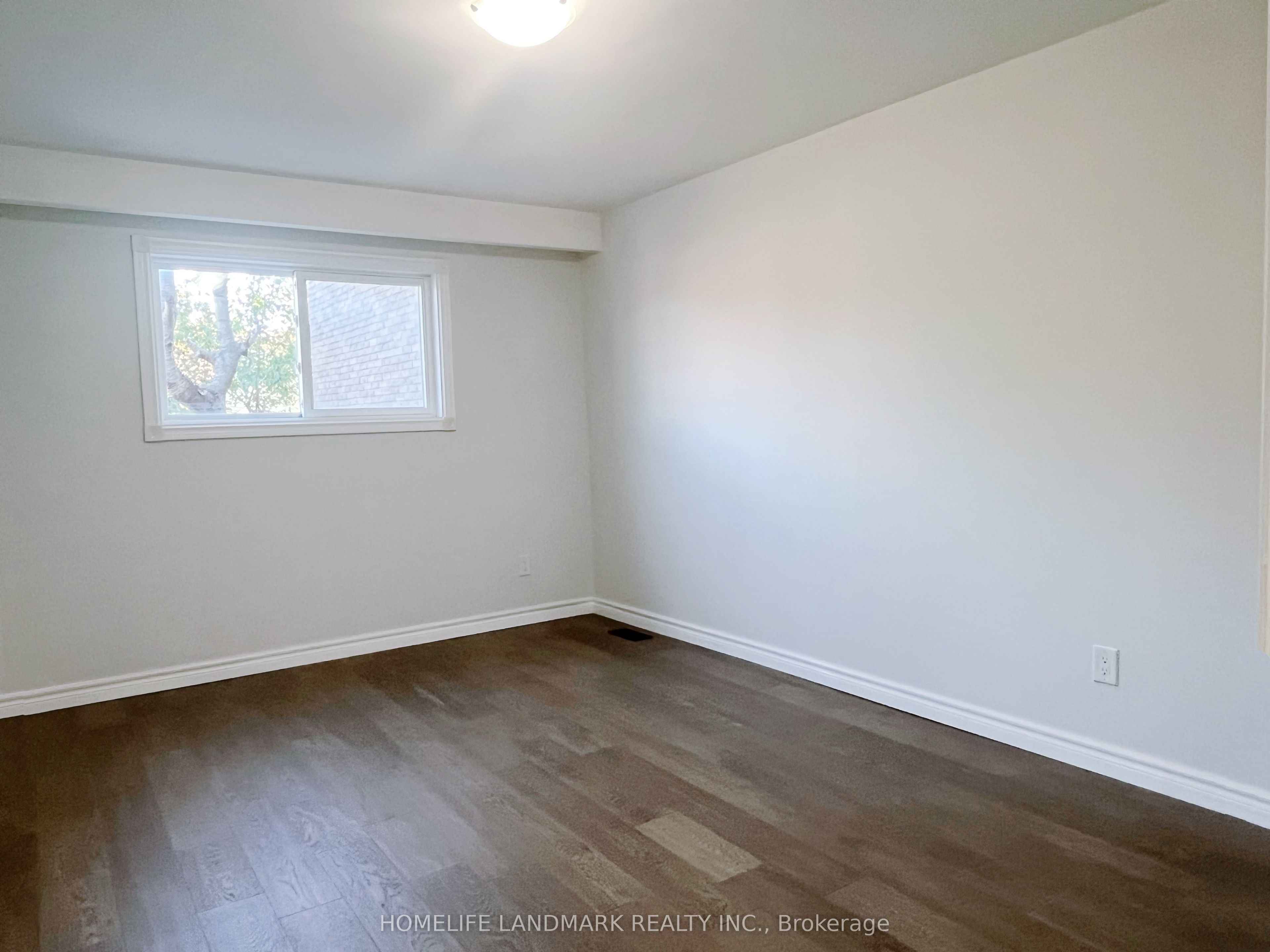 6 Snowhill Crescent Property Photo 10