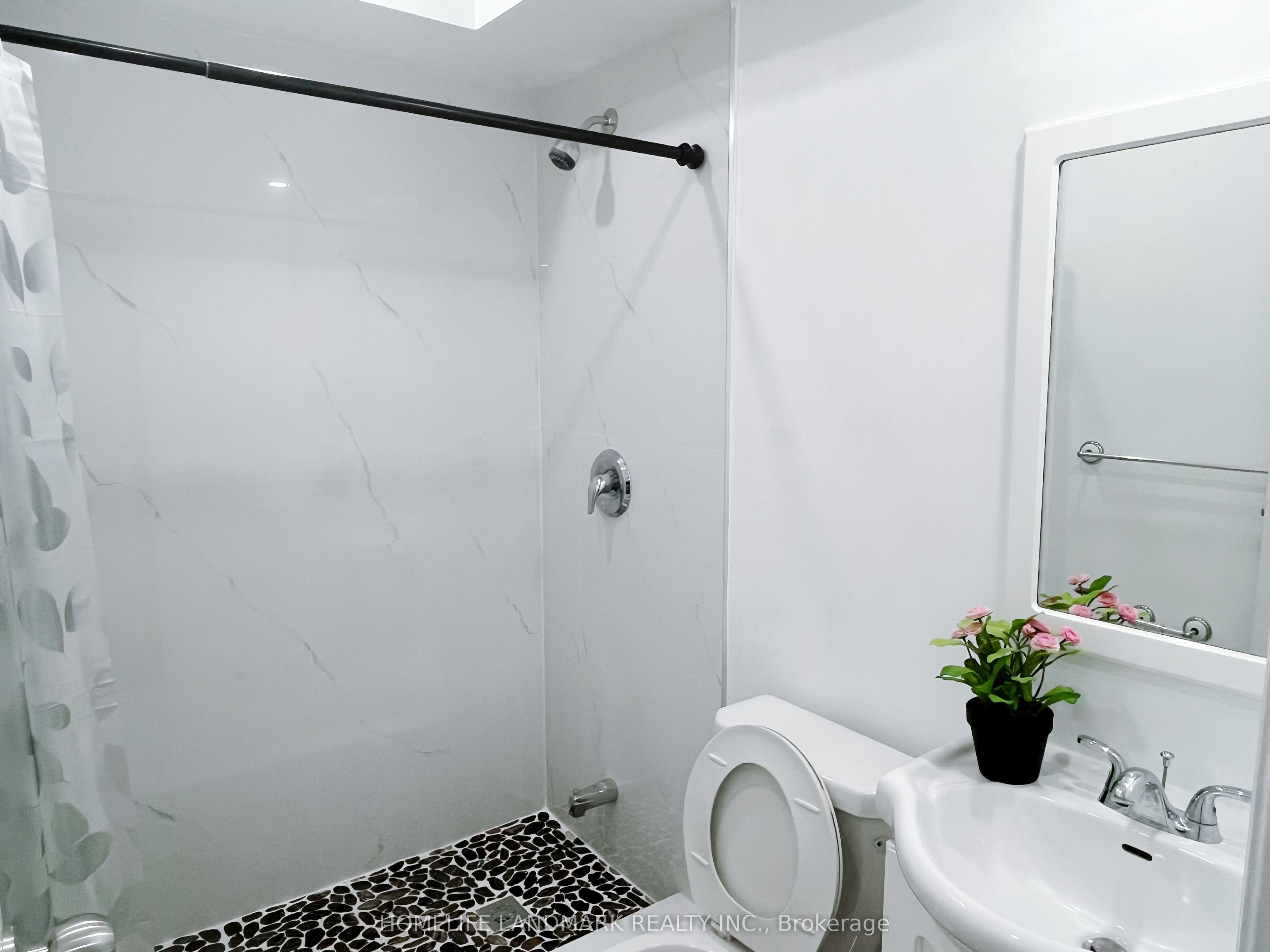 6 Snowhill Crescent Property Photo 11