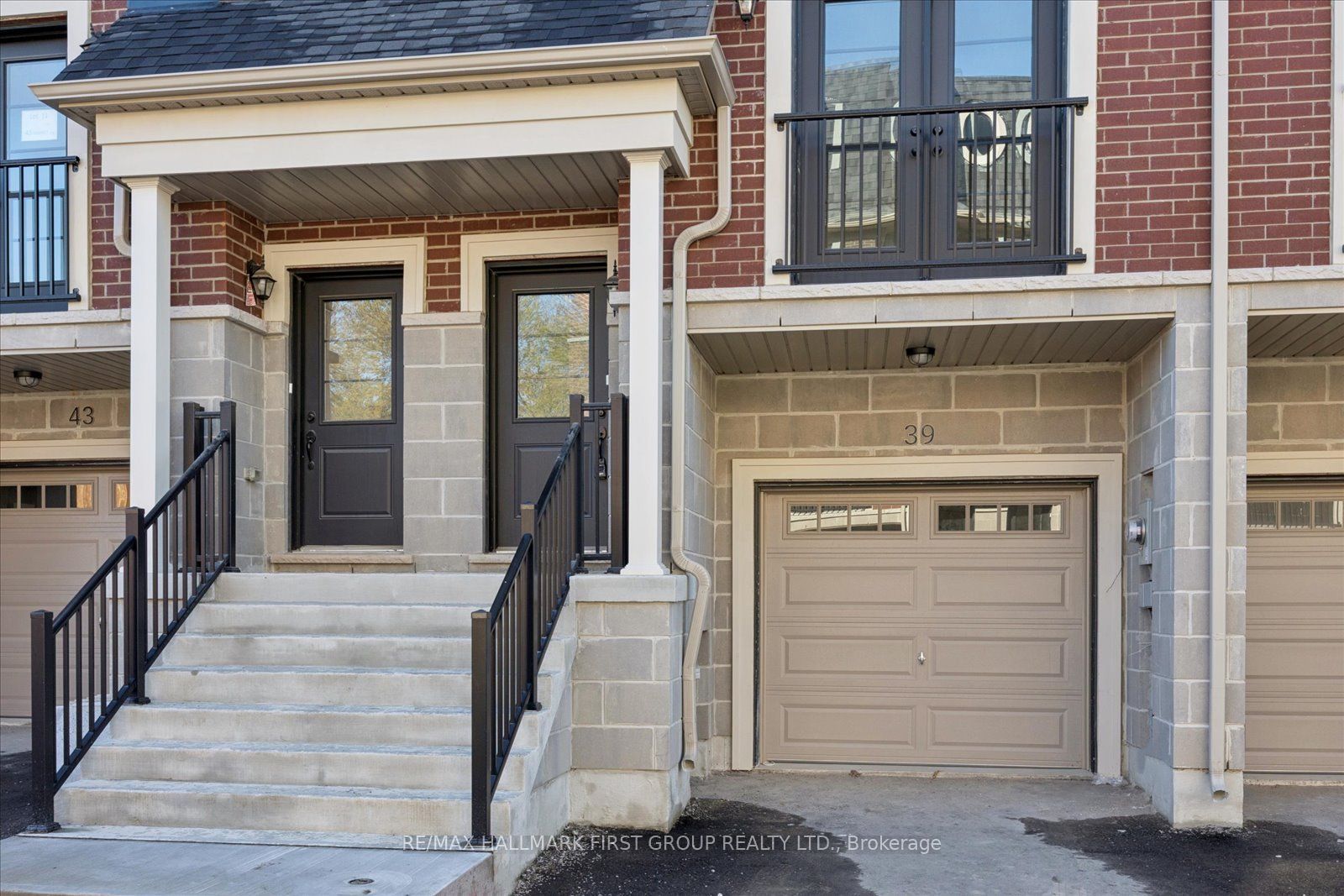 39 Marret Lane Property Photo 2