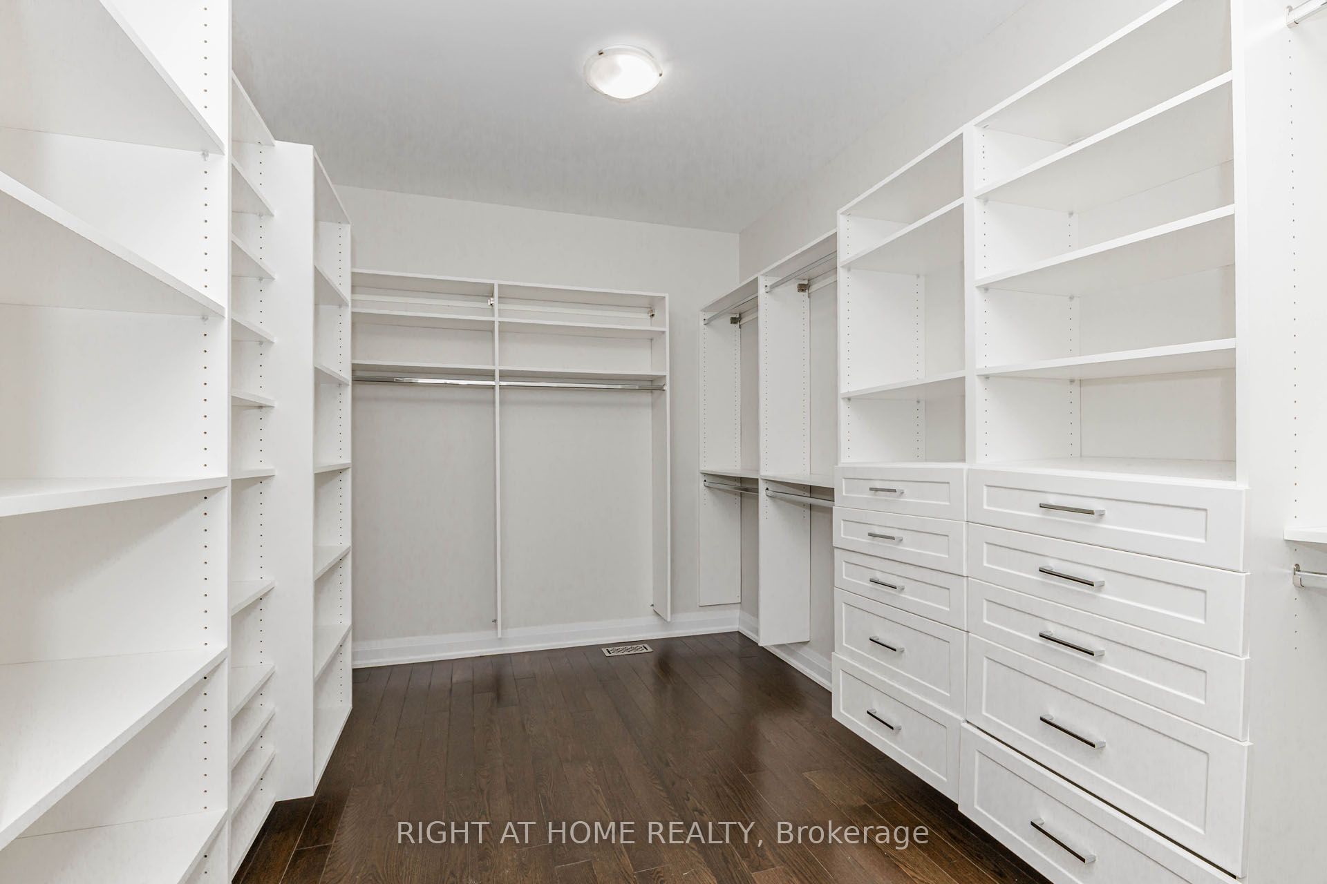 146 Colonel Danforth Trail Property Photo 24