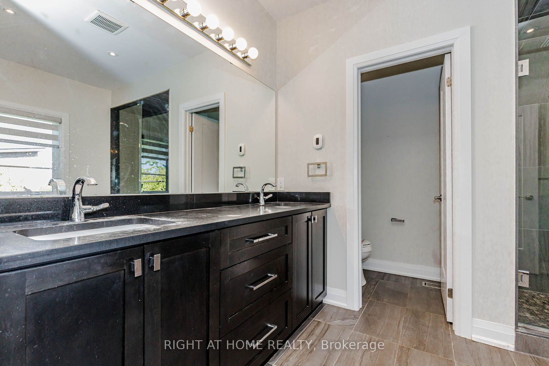 146 Colonel Danforth Trail Property Photo 25