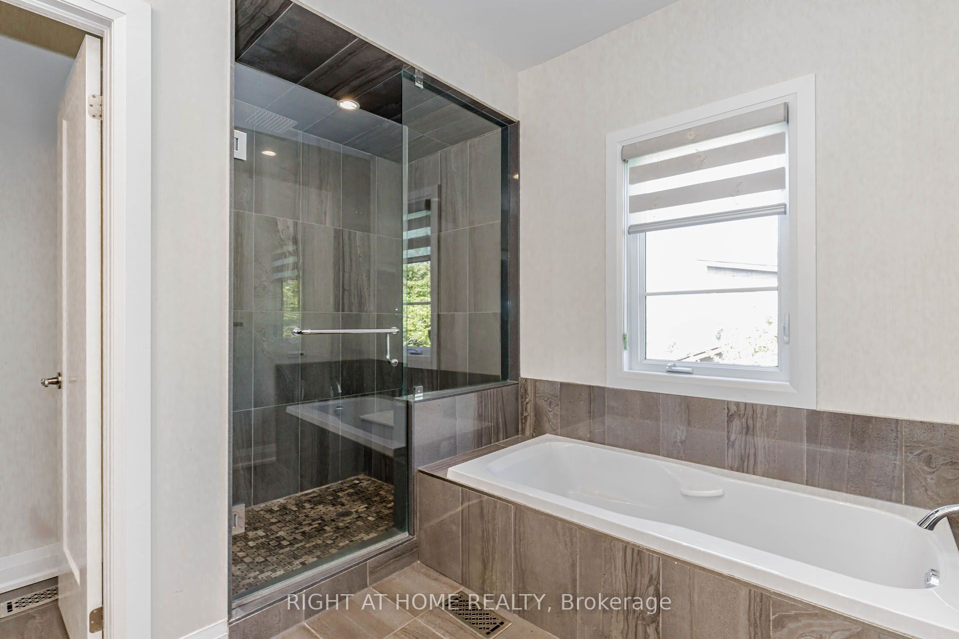146 Colonel Danforth Trail Property Photo 26