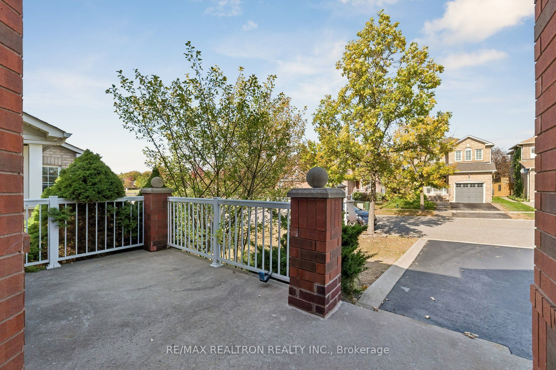 58 Lurosa Crescent Property Photo 6
