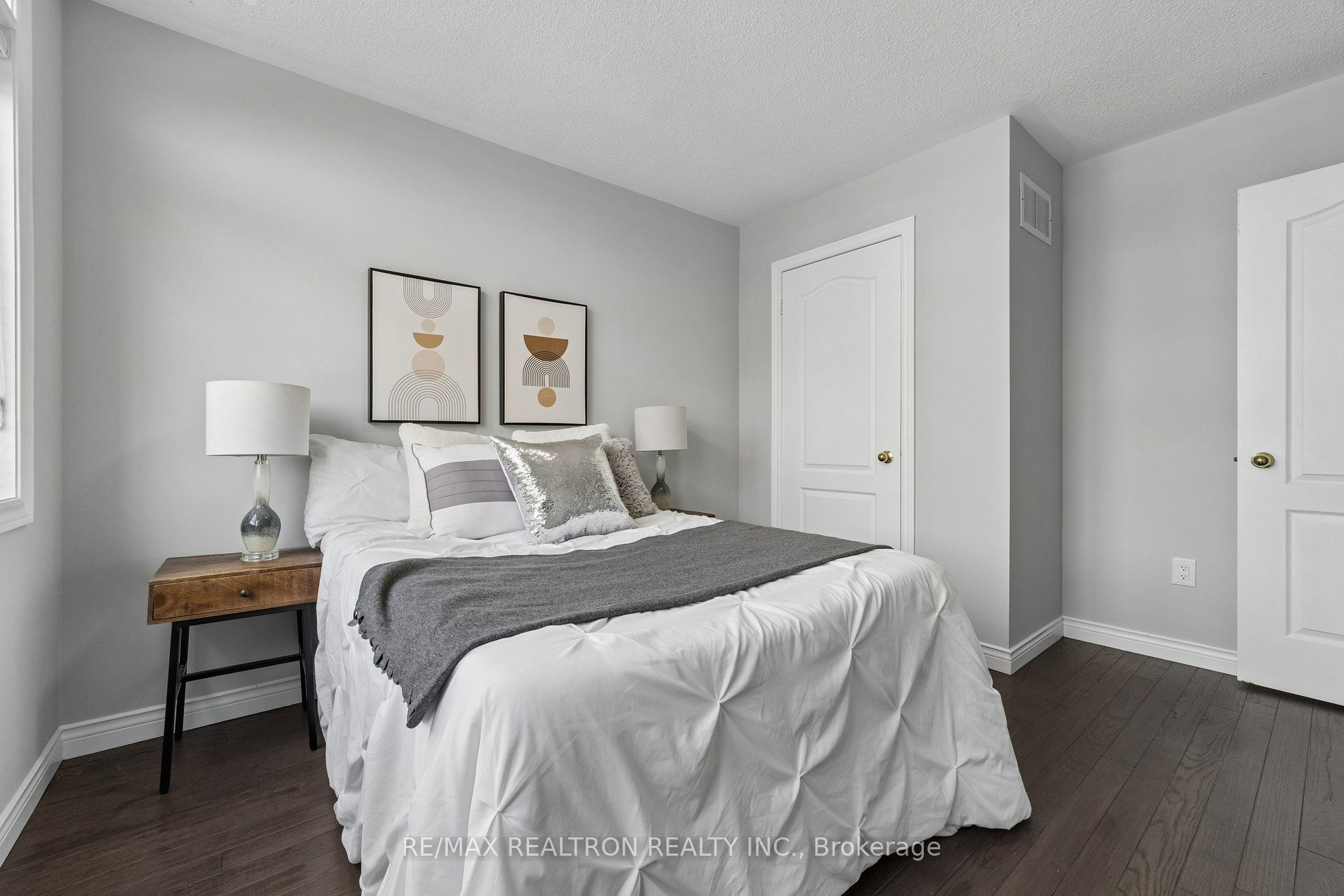 58 Lurosa Crescent Property Photo 37